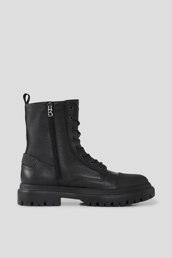 Chesa Alpina Boots in Black - 2
