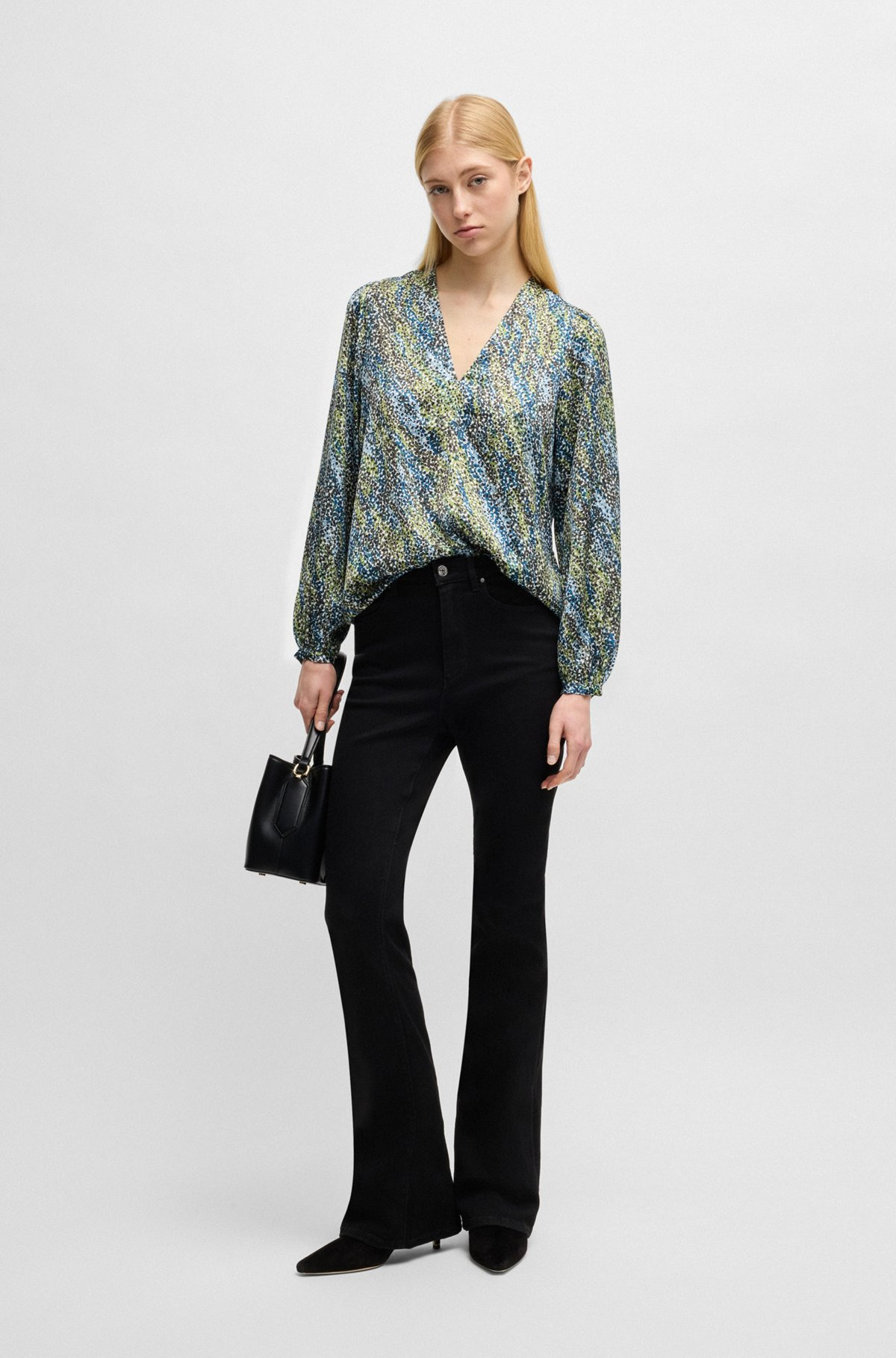 REGULAR-FIT BLOUSE WITH V NECKLINE IN PRINTED SATIN - 3