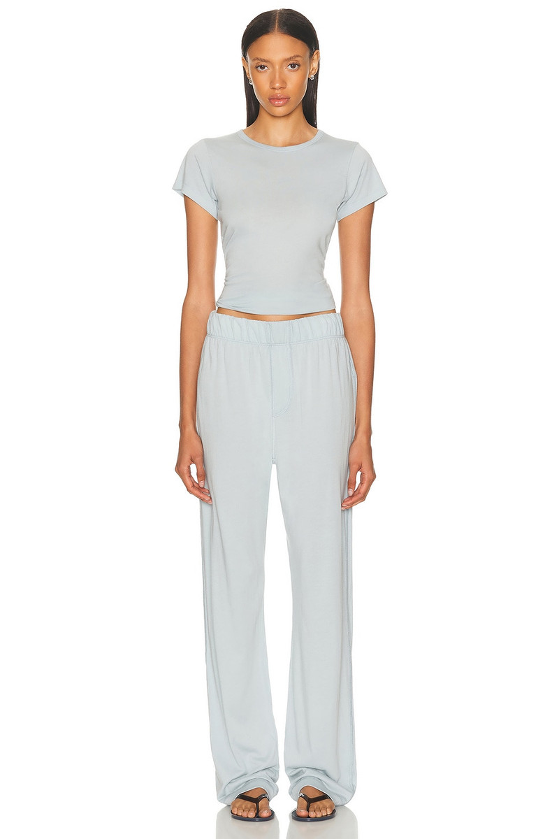 ÉTERNE Fitted Crewneck Short Sleeve T-Shirt outlook