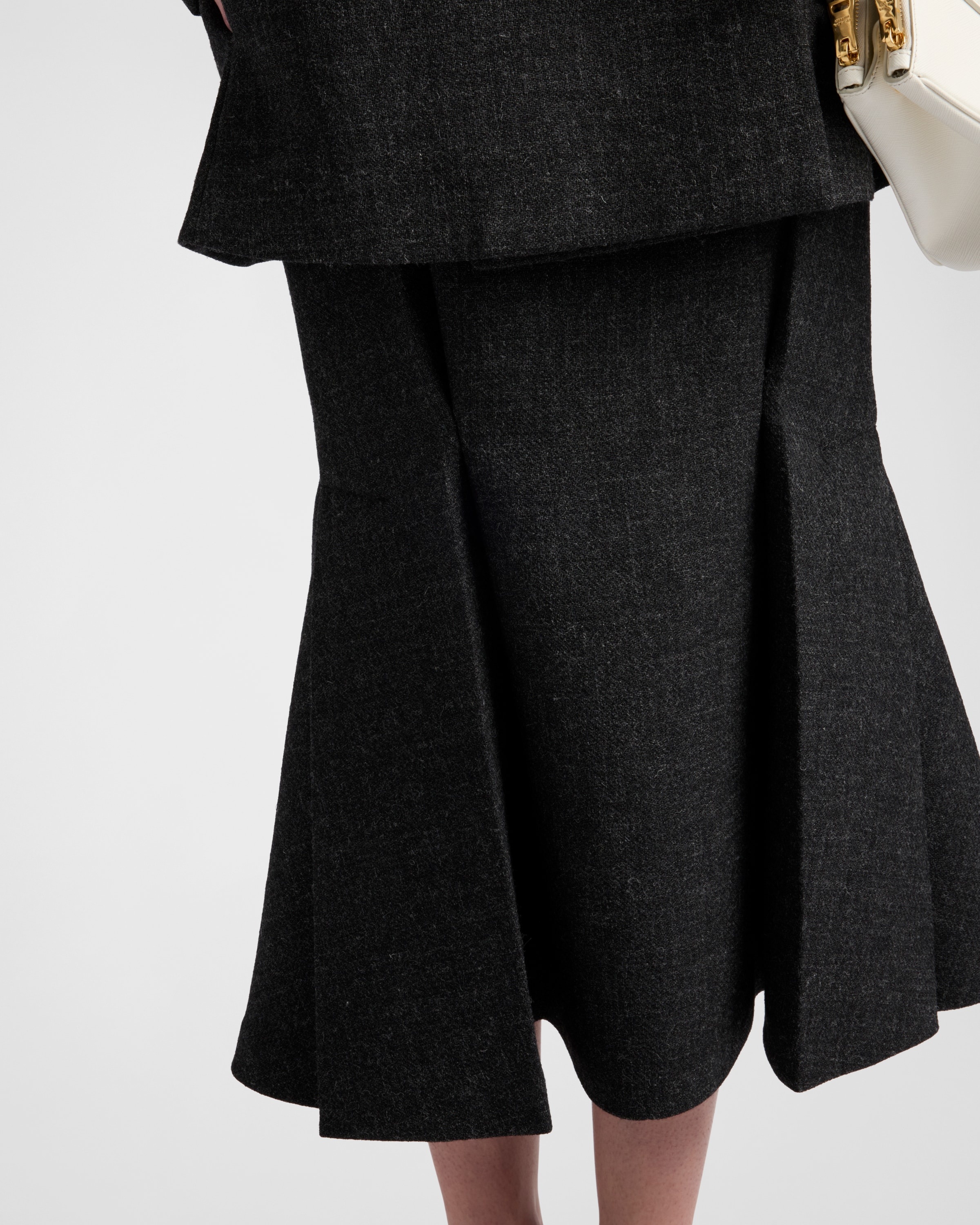 Aged-effect textured rush-stitch midi-skirt - 4