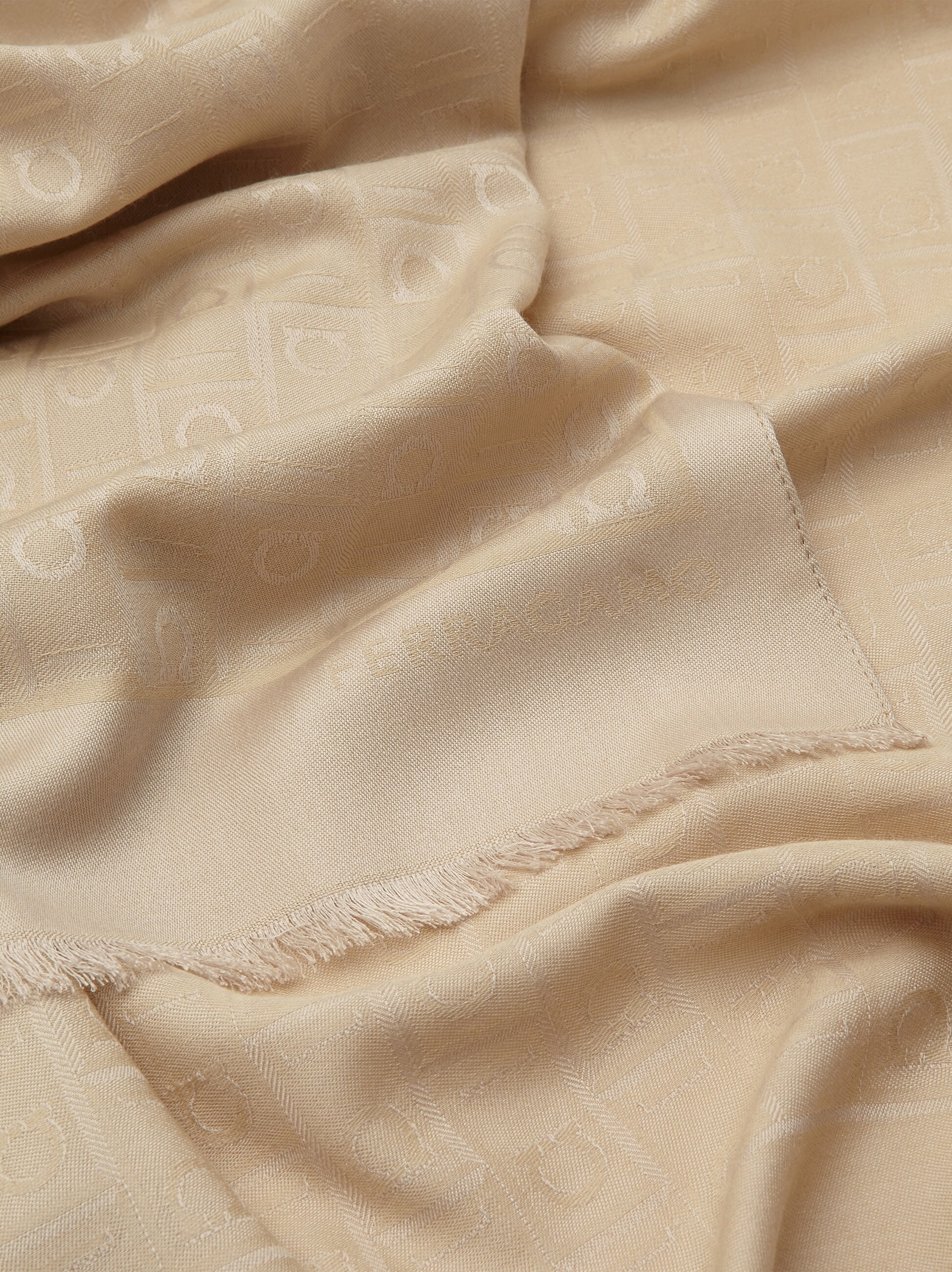Ferragamo Monogram jacquard stole - 2