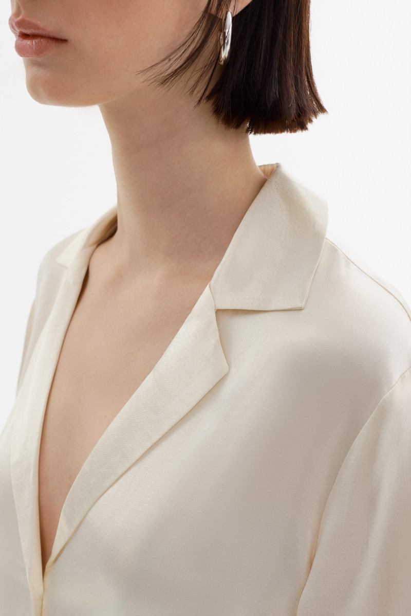 SARAI | Satin Short Sleeve Shirt 3