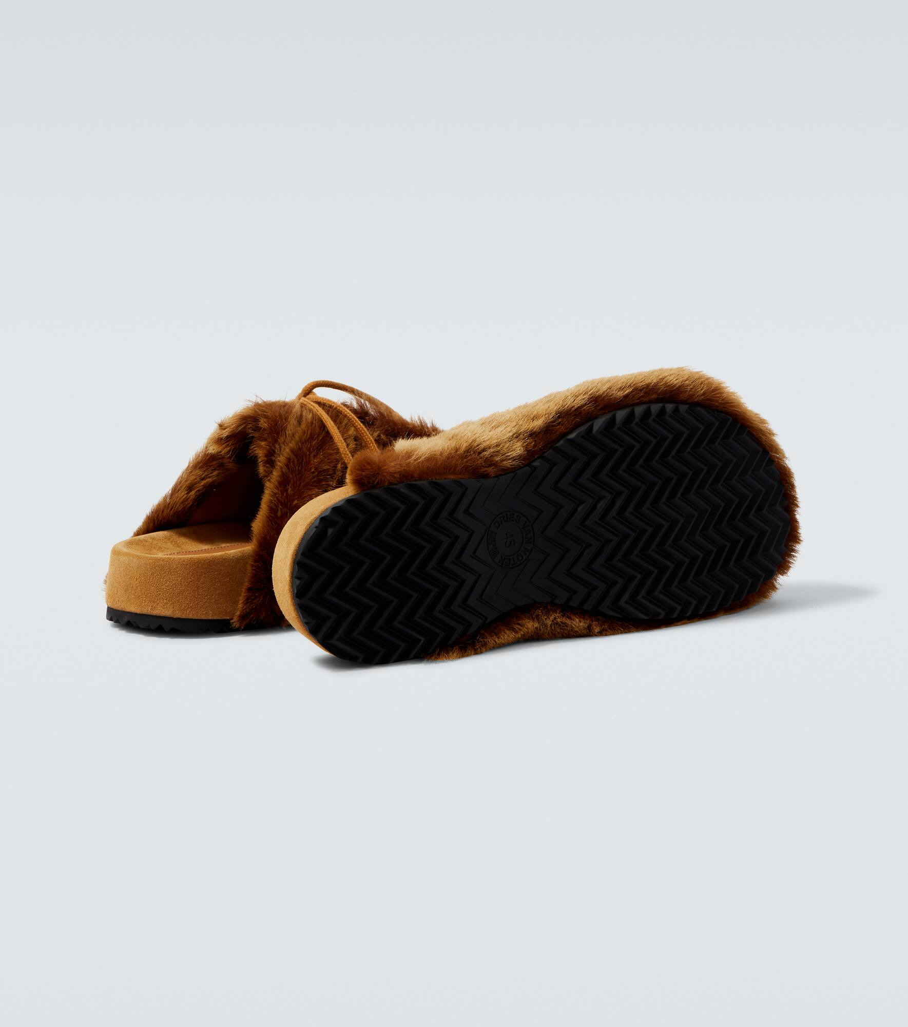 Shearling clogs - 6