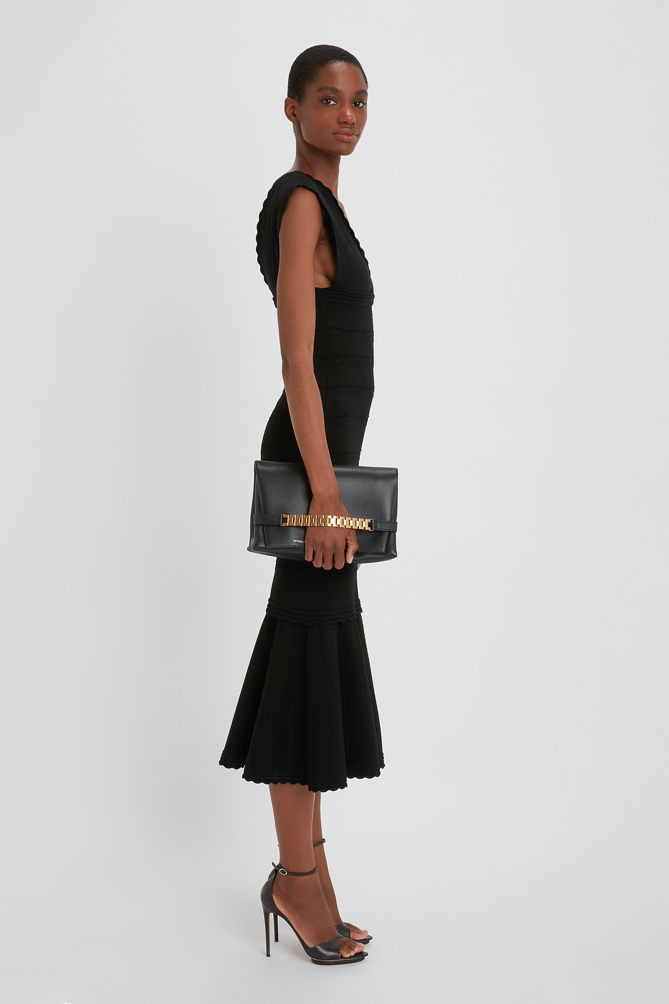 Chain Pouch with Strap In Black Leather - 3