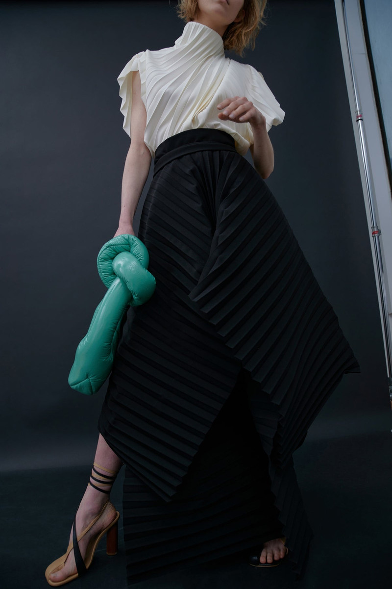 ASYMMETRIC GERALDINE SHOES BEIGE BLACK 9