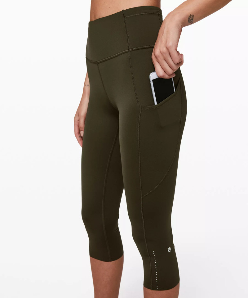 Fast and Free High-Rise Crop 19" *7 Pocket 4