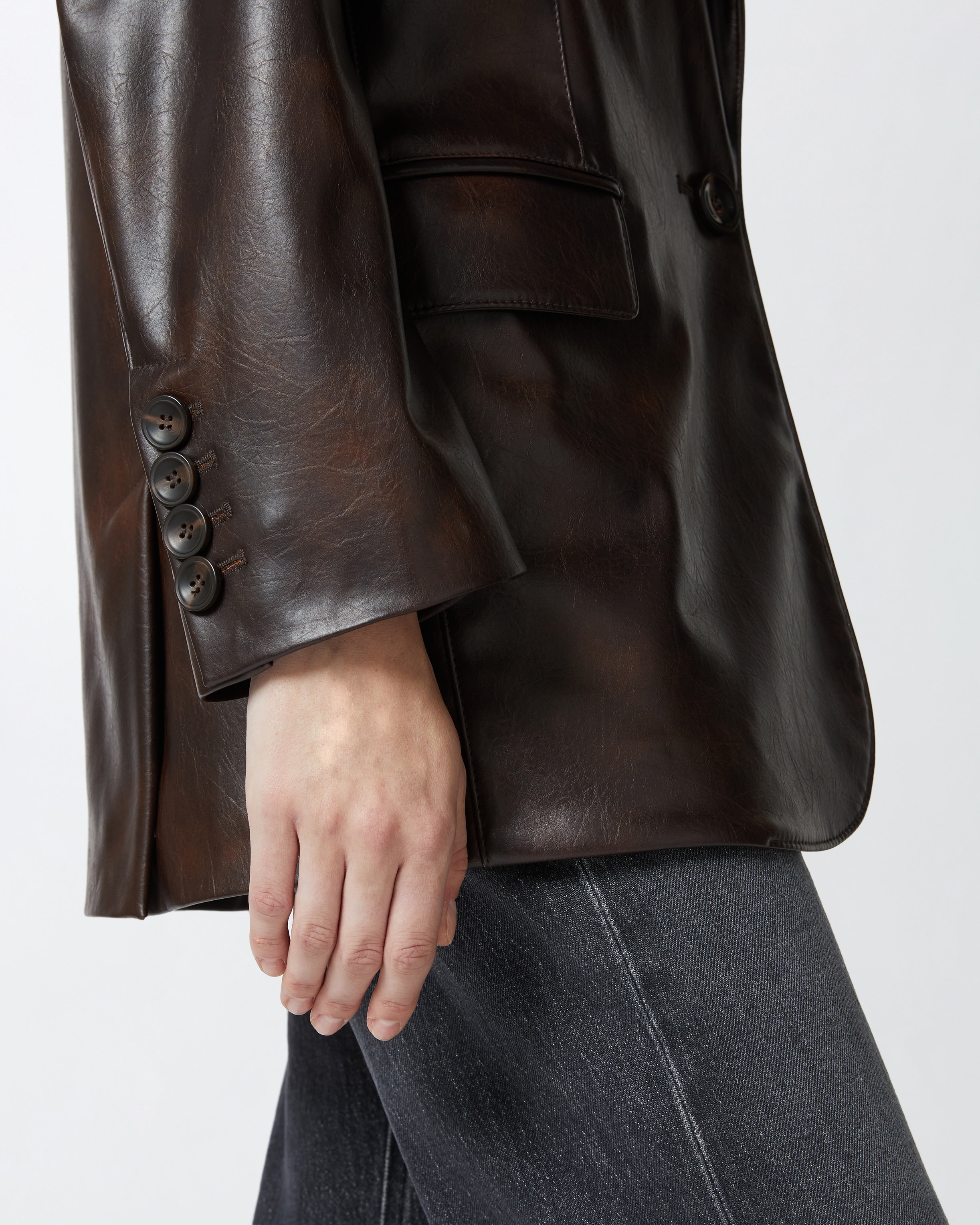 LEATHER-EFFECT CLASSIC BLAZER - 5