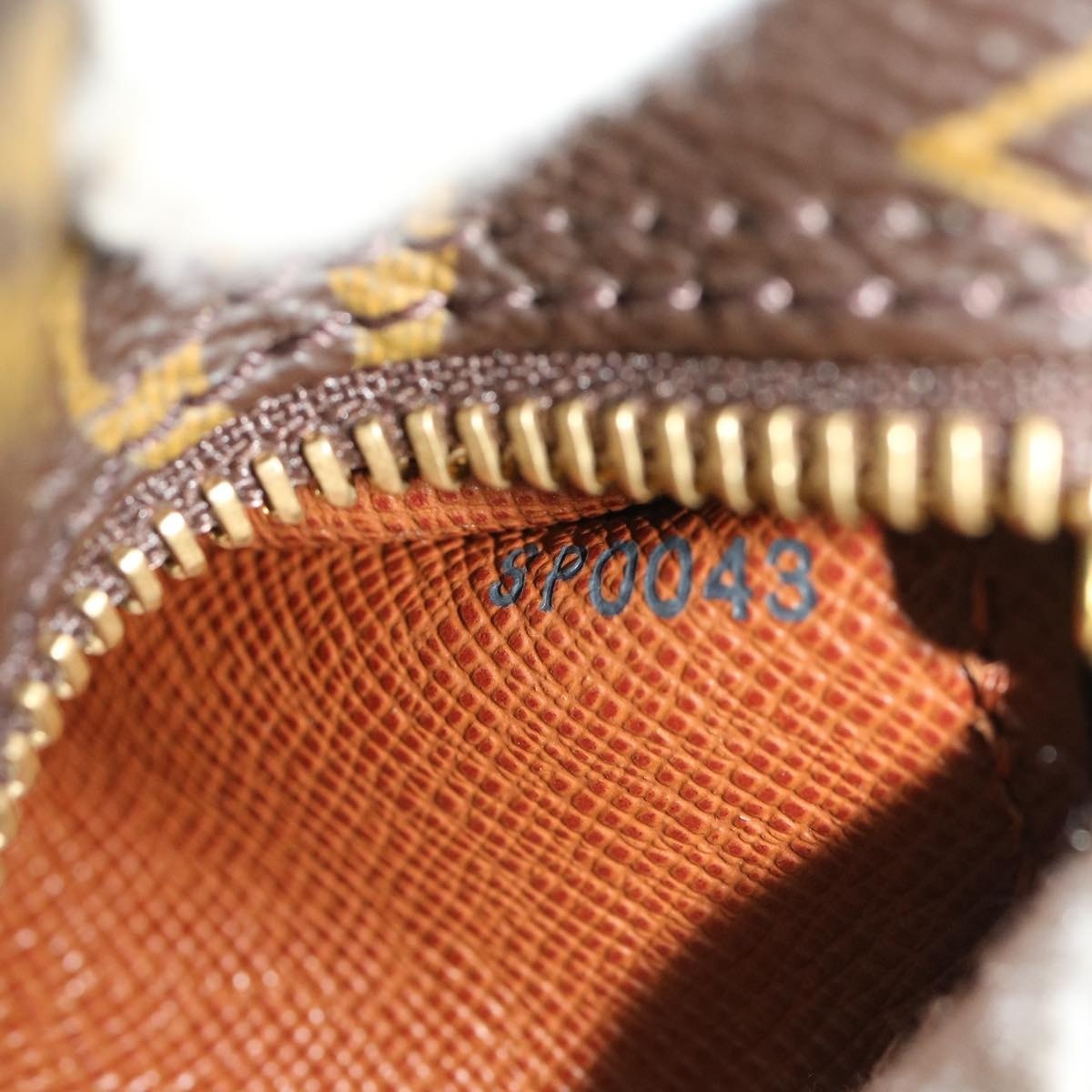 LOUIS VUITTON Monogram Papillon 26 Hand Bag M51386 - 11