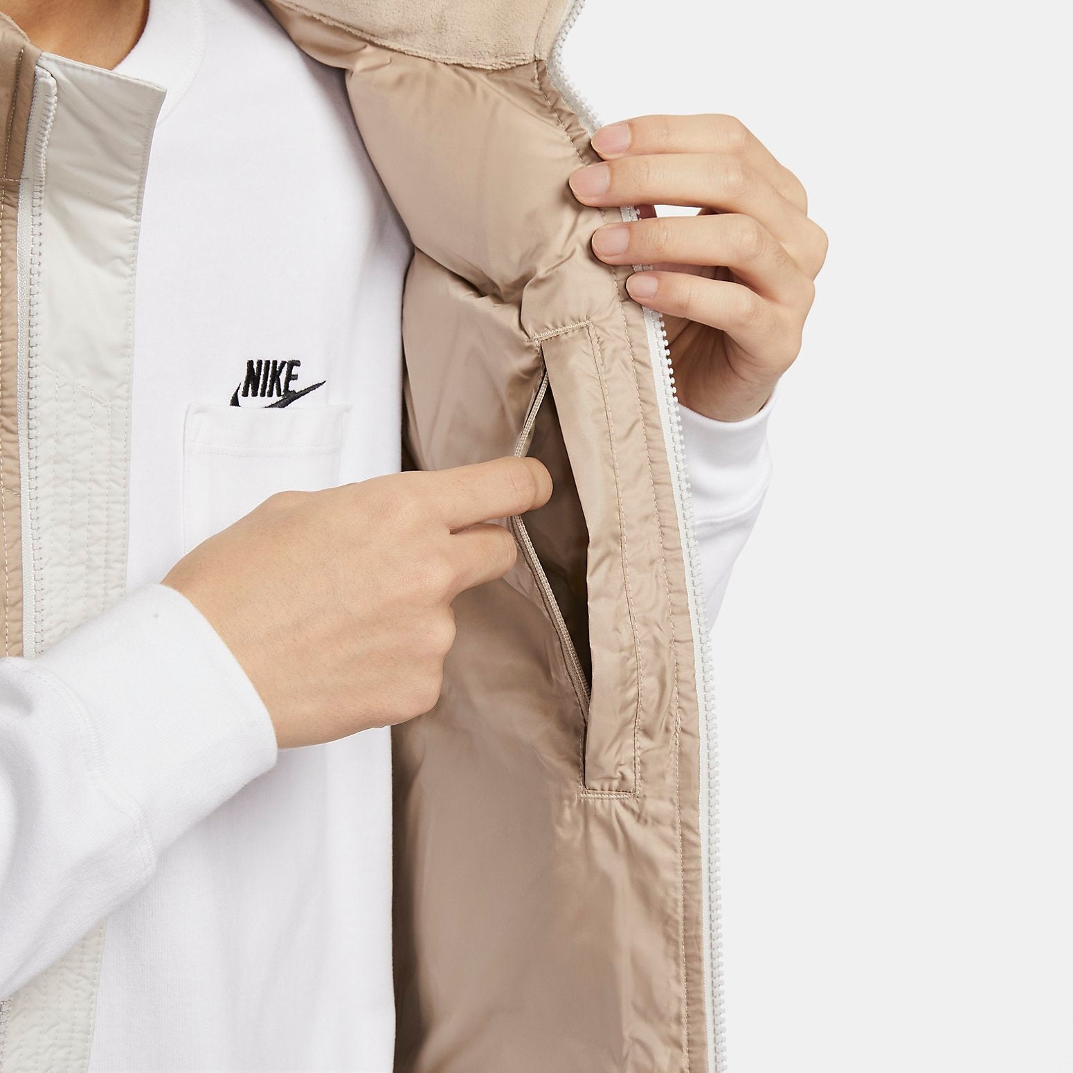 Nike Storm Fit Windrunner PRIMALOFT Filled Vest 'Khaki White' FB8184-247 - 3