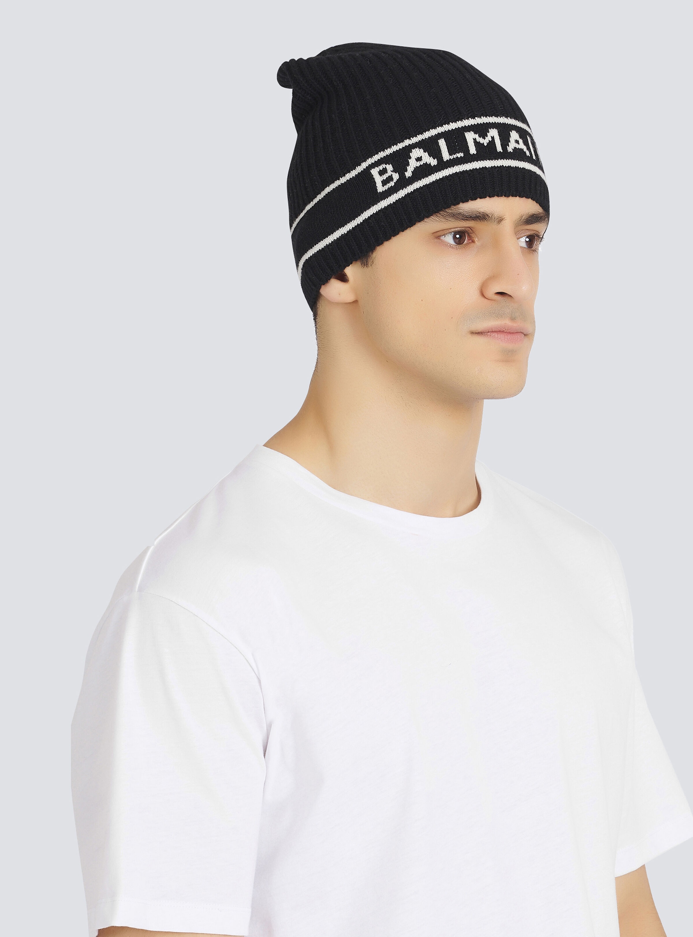 Wool beanie with embroidered Balmain logo - 2
