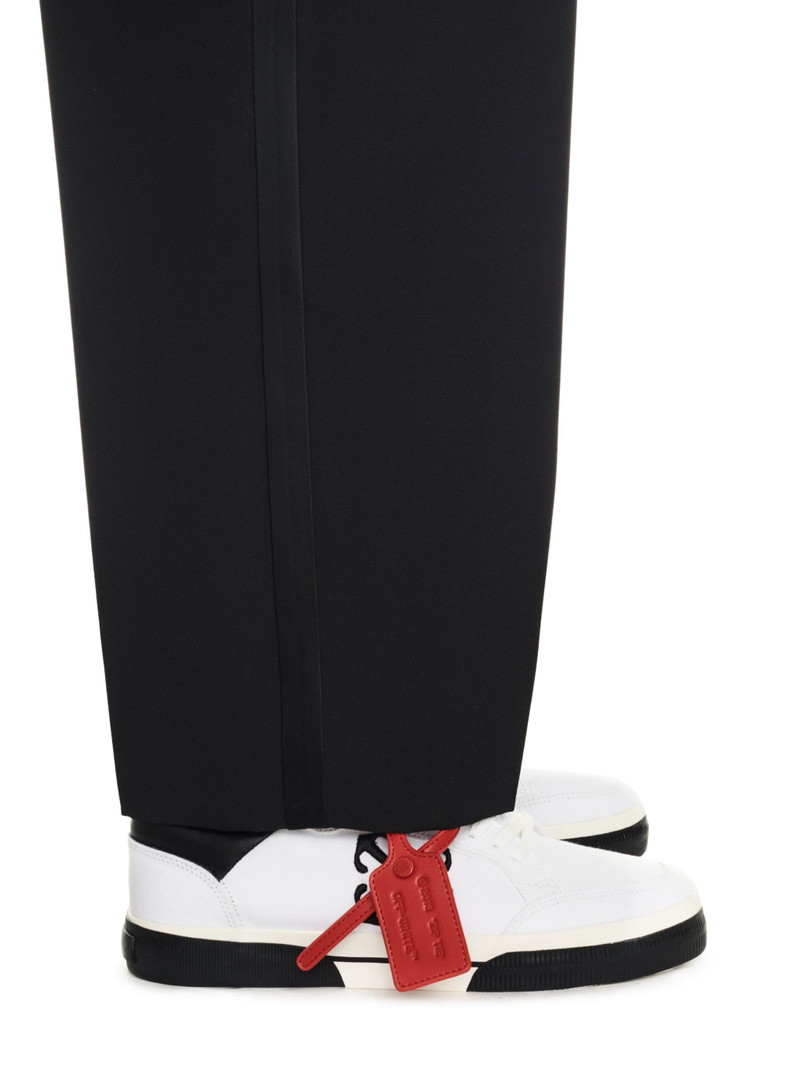 Off-White New Low Vulcanized outlook