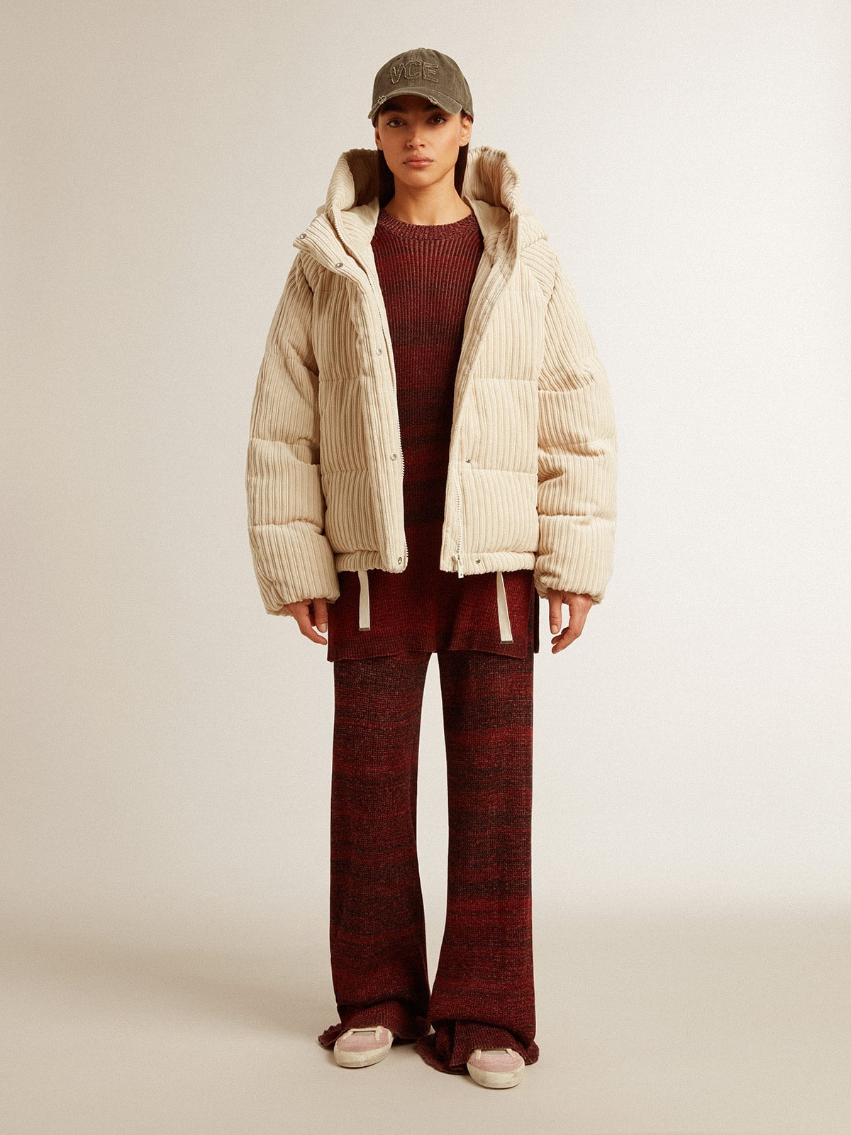 Padded ecodown jacket with zip fastening and hood - 4
