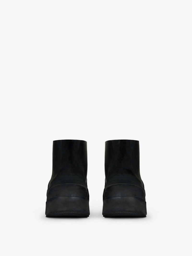 Givenchy SHOW ANKLE RAINBOOT IN RUBBER outlook