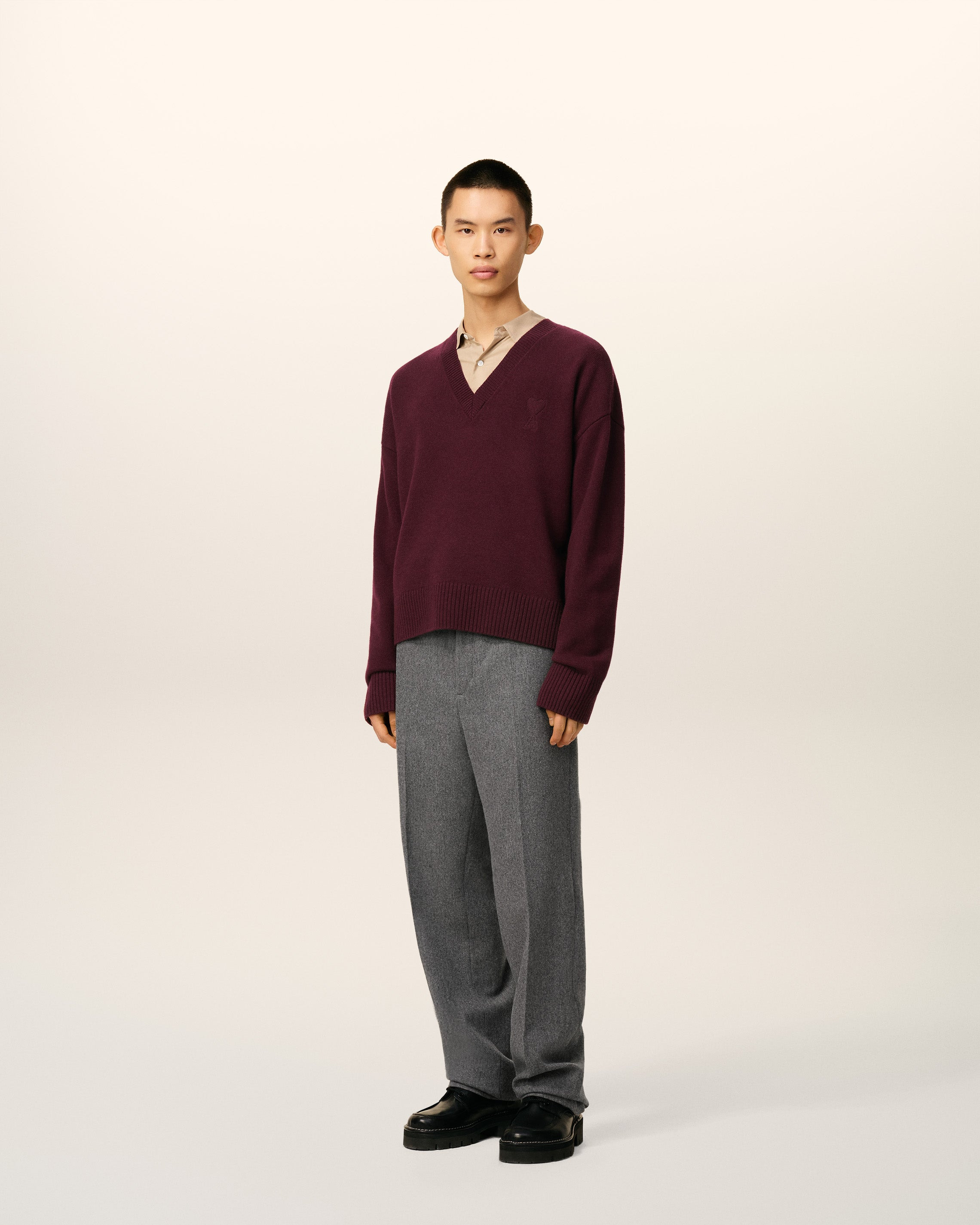 BURGUNDY WOOL AMI DE COEUR V NECK SWEATER - 12