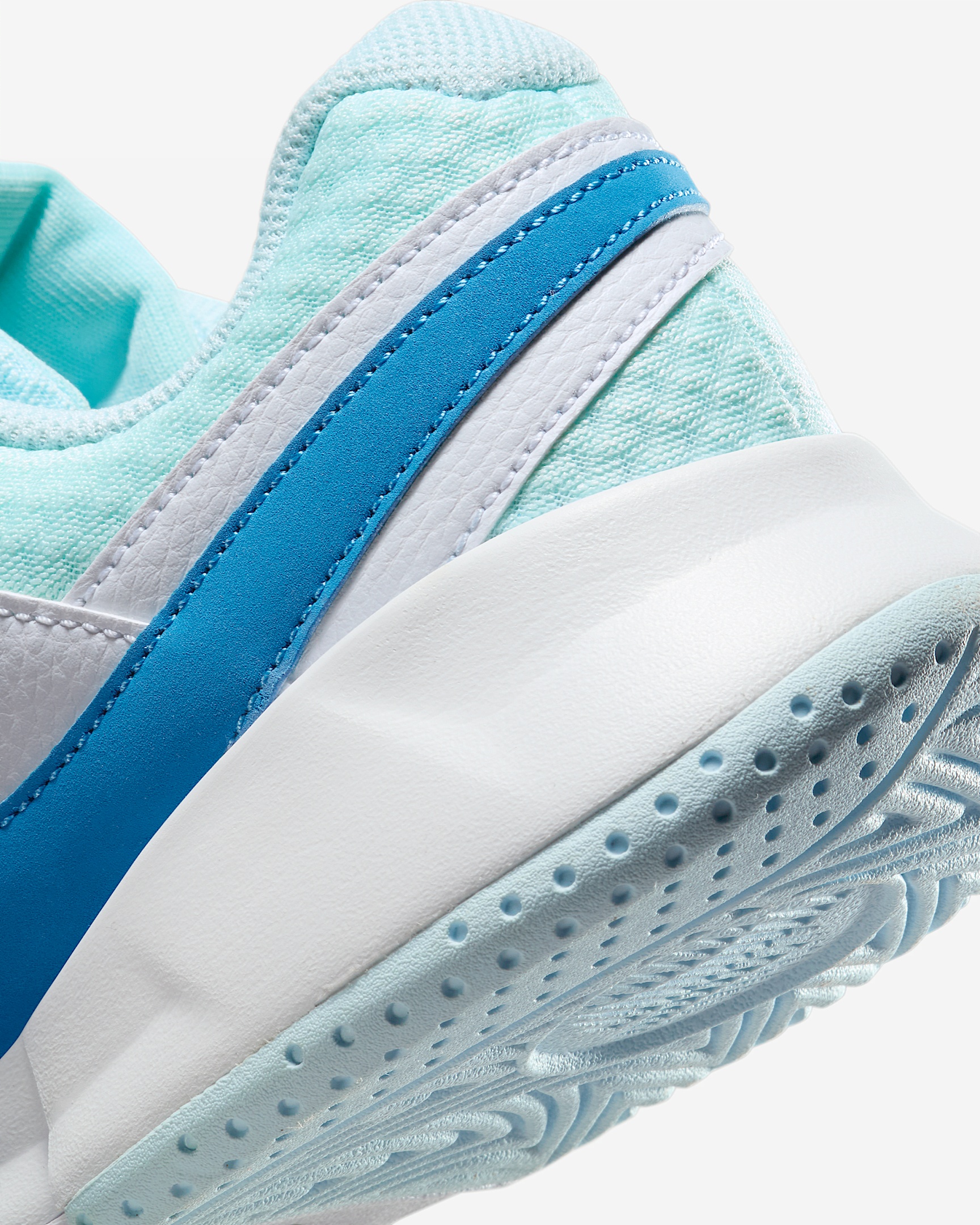 NikeCourt Lite 4 Women's Tennis Shoes - 8