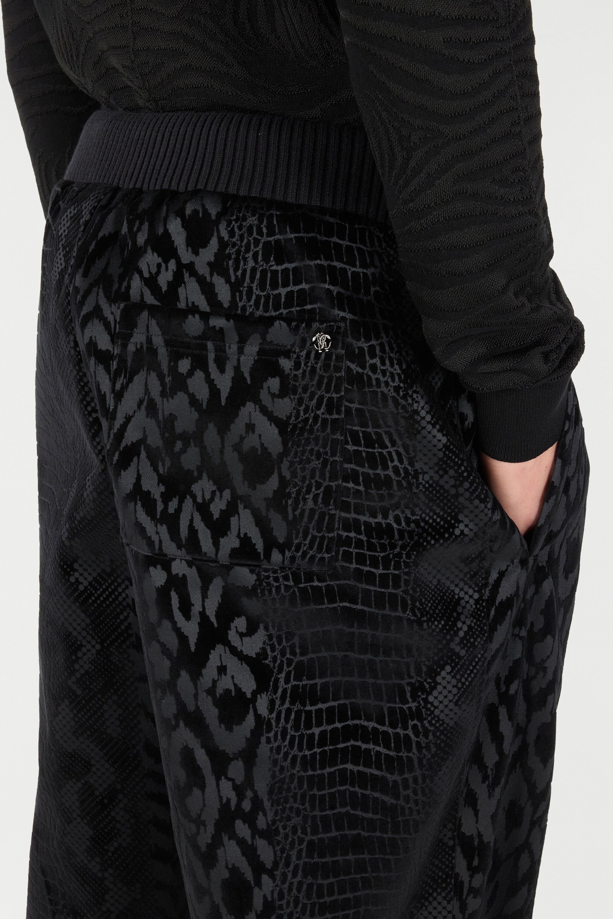 Pants With Animal Motifs - 7