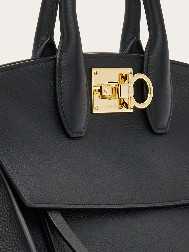 Ferragamo Studio Soft bag (S) 7