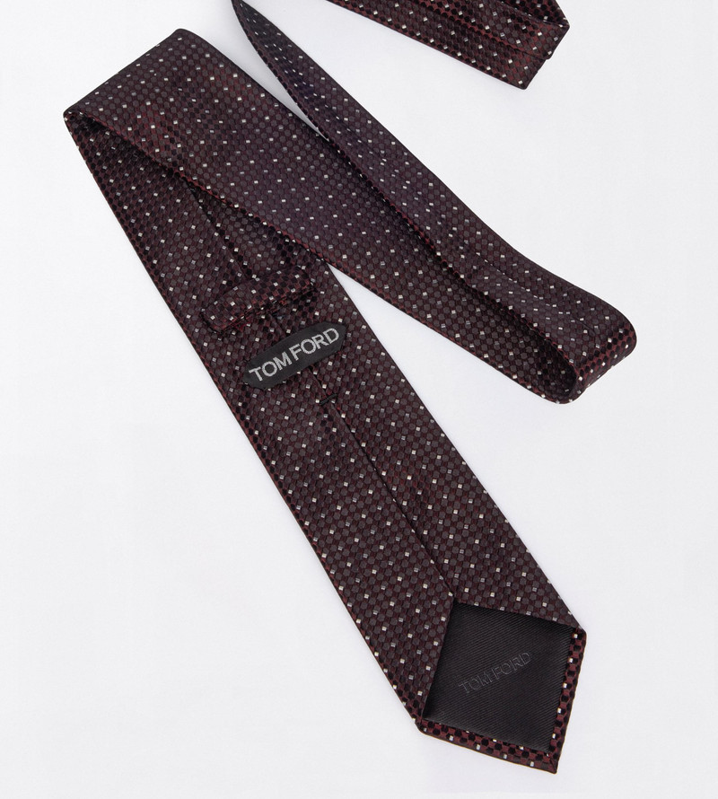 TOM FORD MICRO DESIGN TIE outlook