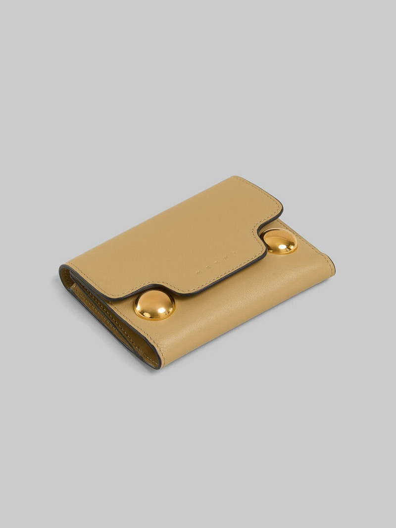 Marni BEIGE LEATHER TRUNKAROO TRIFOLD WALLET outlook