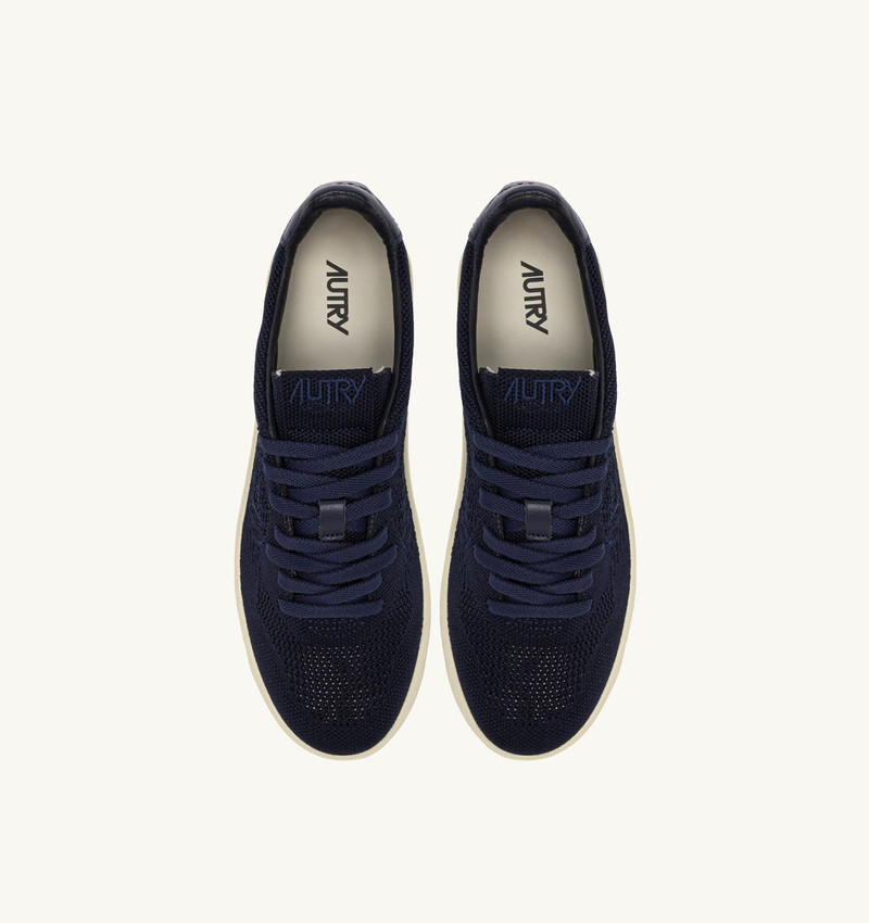 MEDALIST EASEKNIT LOW SNEAKERS IN SPACE BLUE KNIT 5
