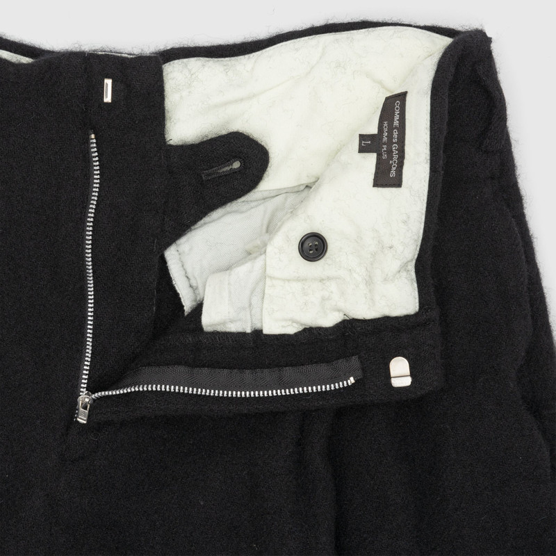 Comme des Garçons Homme Plus GARMENT TREATED MEDIUM TWEED SHORTS outlook