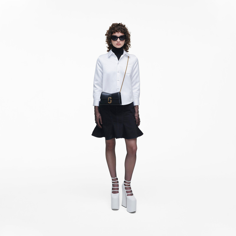 Marc Jacobs THE ST. MARC CHAIN WALLET outlook