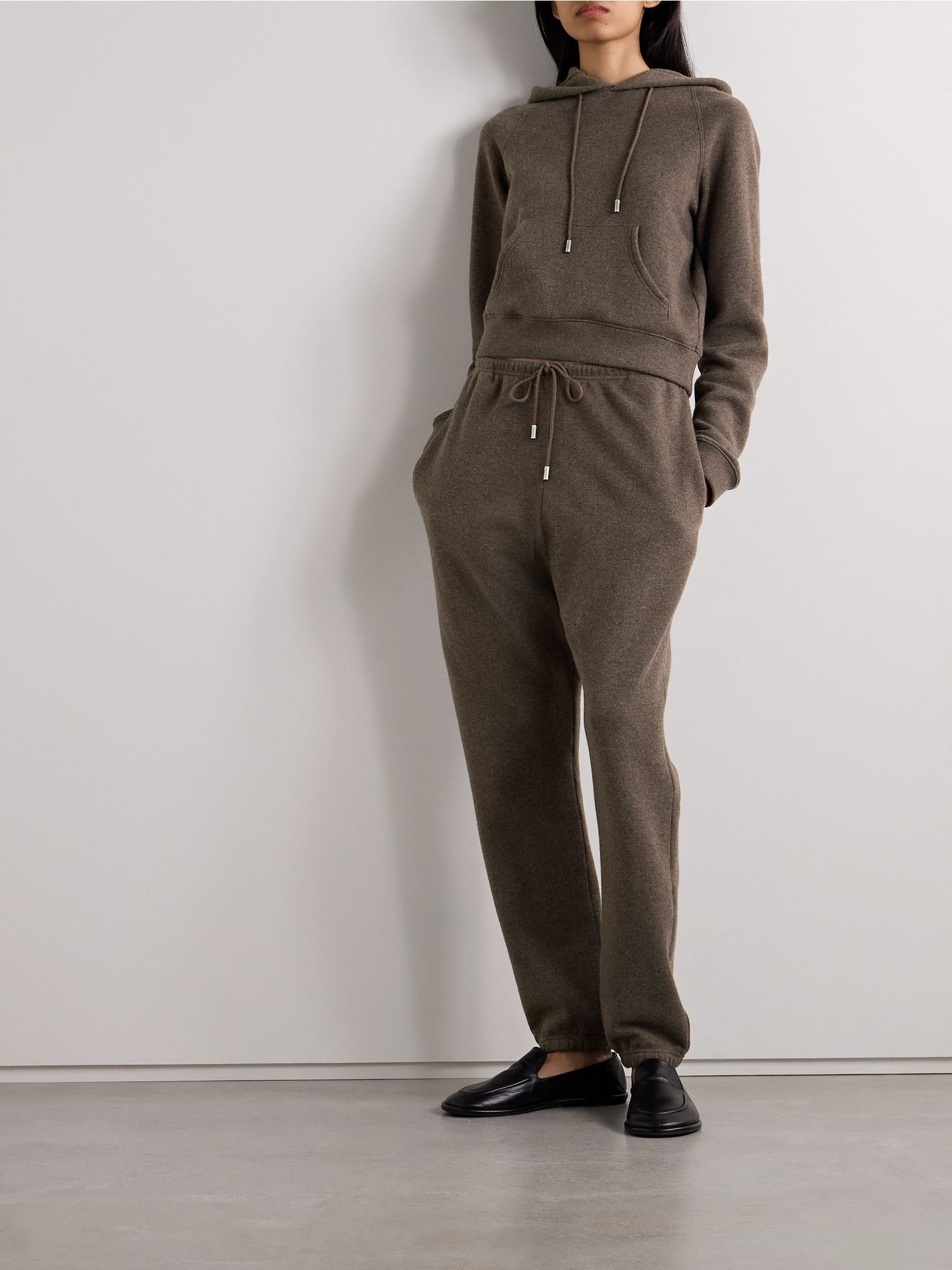 Teo mélange cashmere and cotton-blend tapered track pants Brown - 2