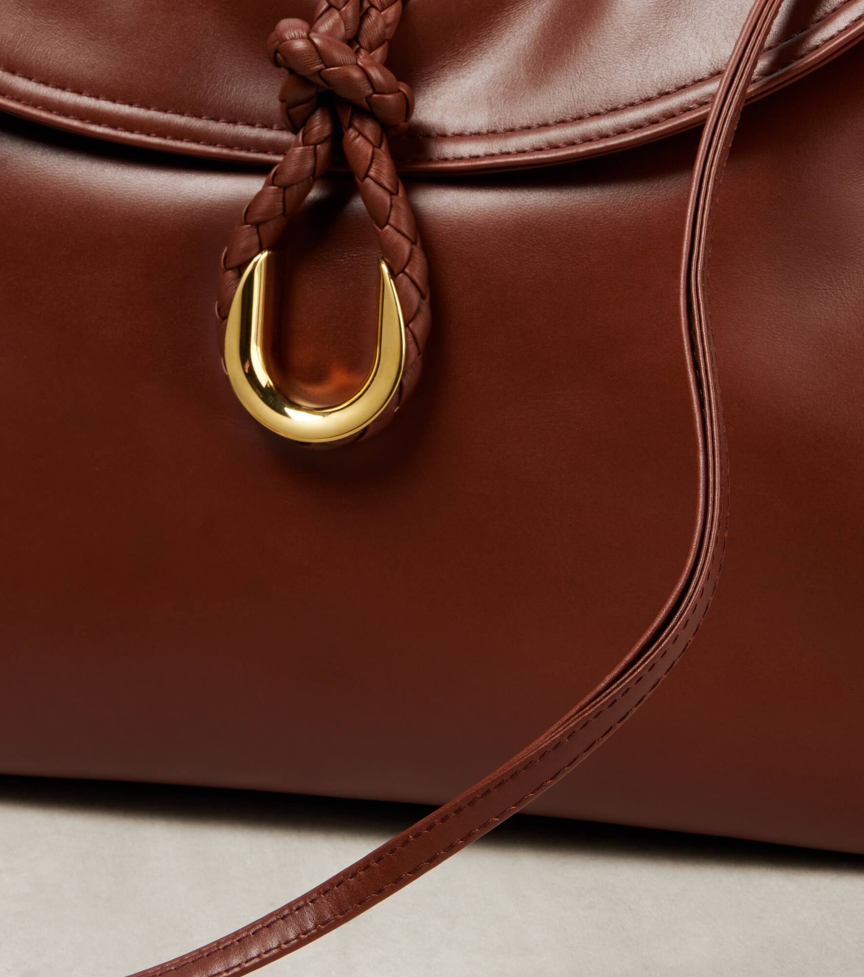Liberta Medium leather crossbody bag - 6