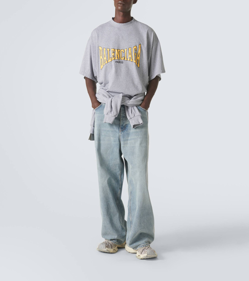 BALENCIAGA High-rise wide-leg jeans outlook