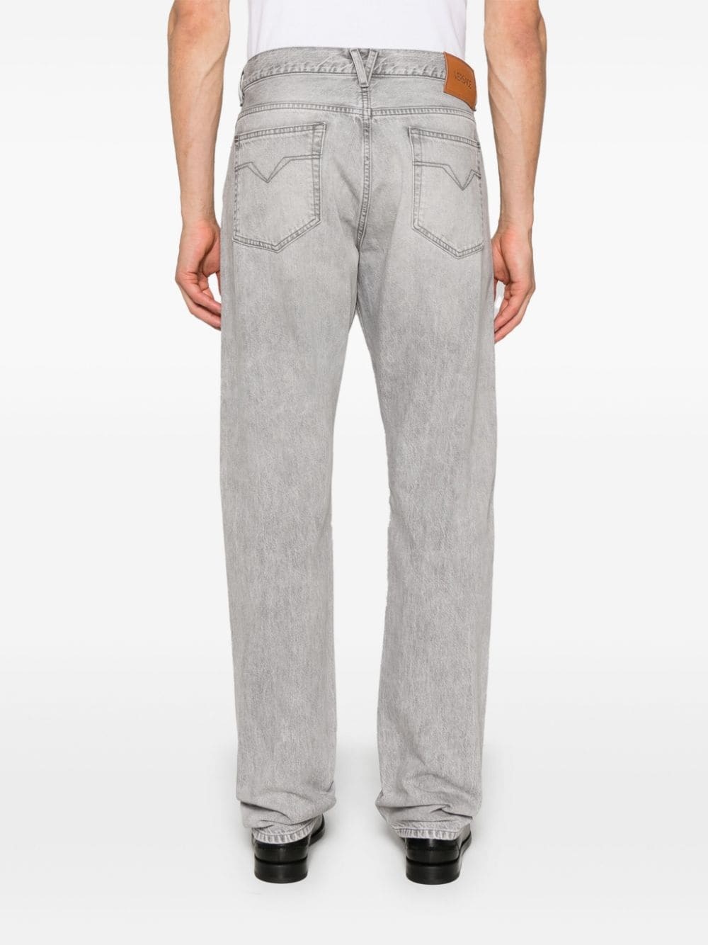 straight-leg jeans - 4