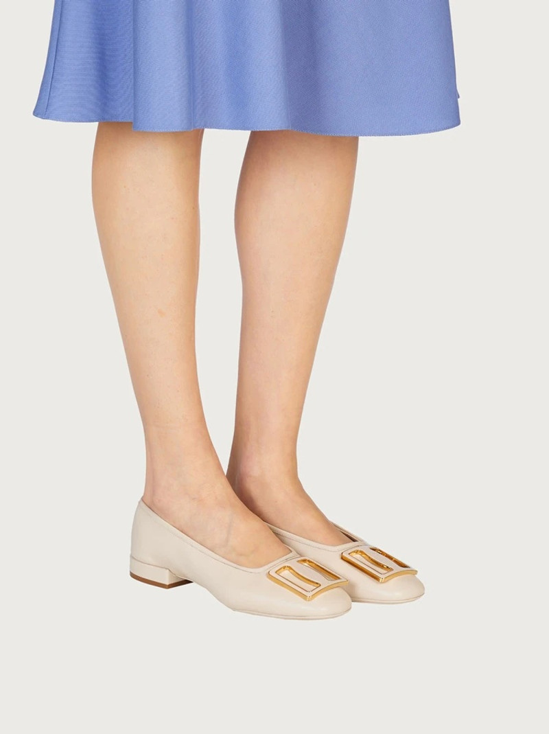 FERRAGAMO CHUNKY BUCKLE BALLET FLAT outlook
