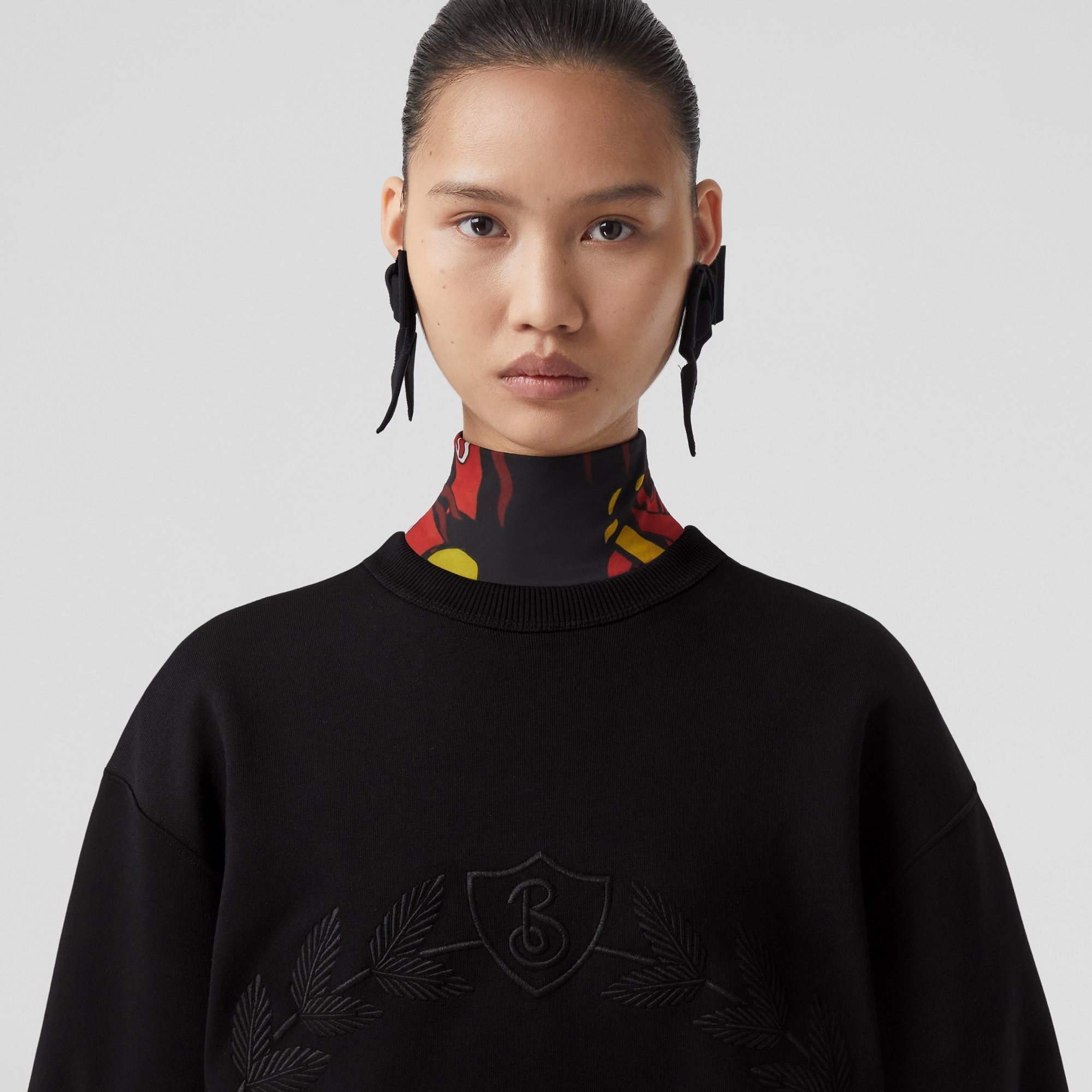 Embroidered Oak Leaf Crest Cotton Sweatshirt - 3