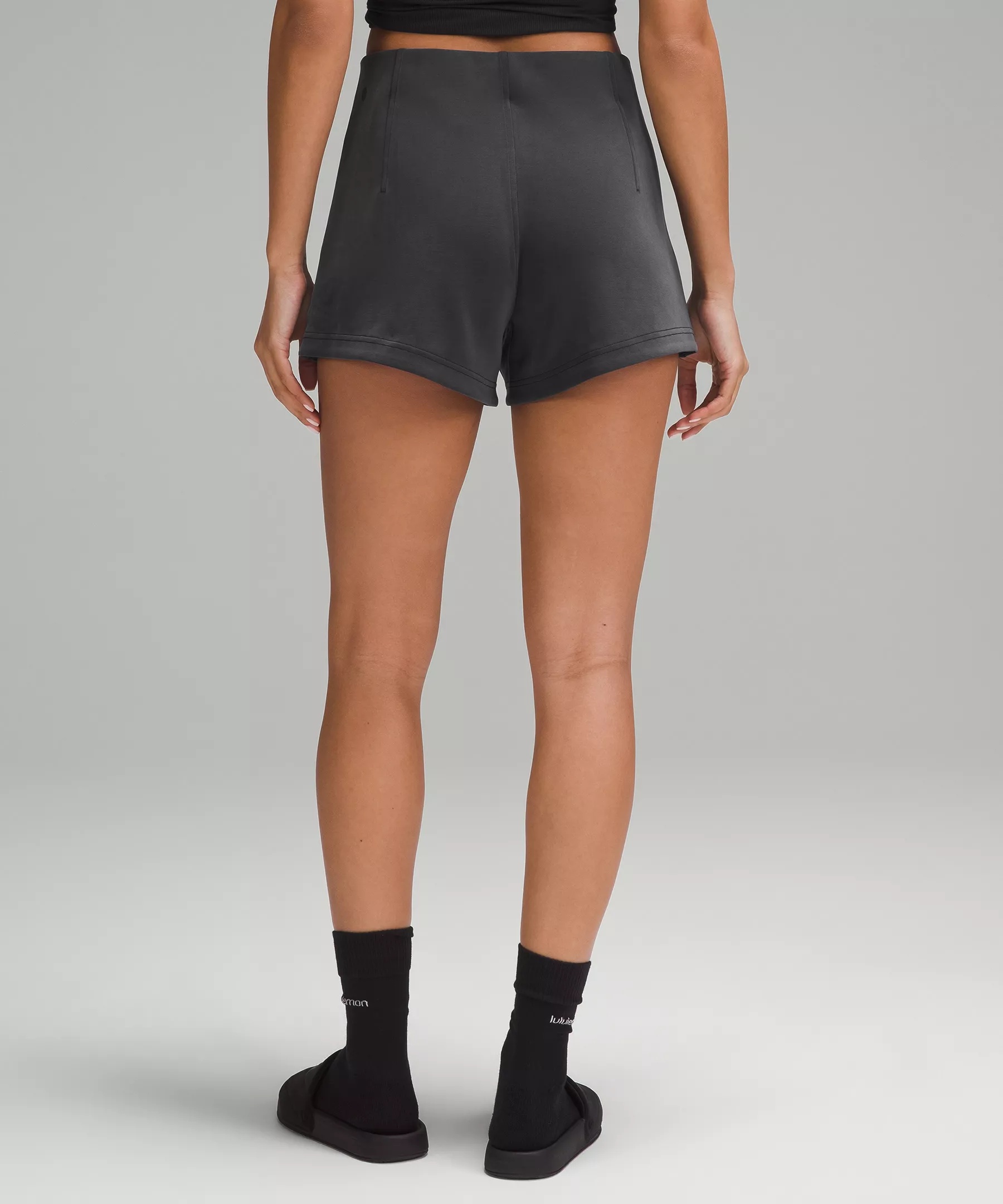 Softstreme Kick-Flare Mid-Rise Short 4" - 3