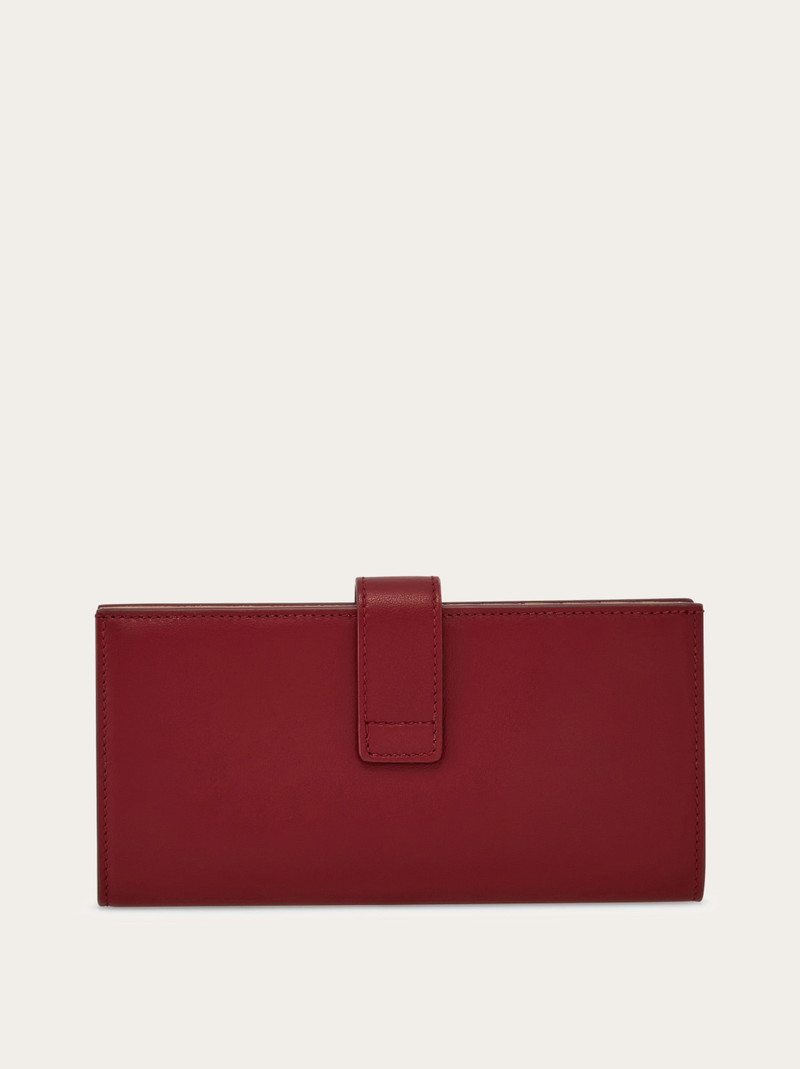 Hug continental wallet 3