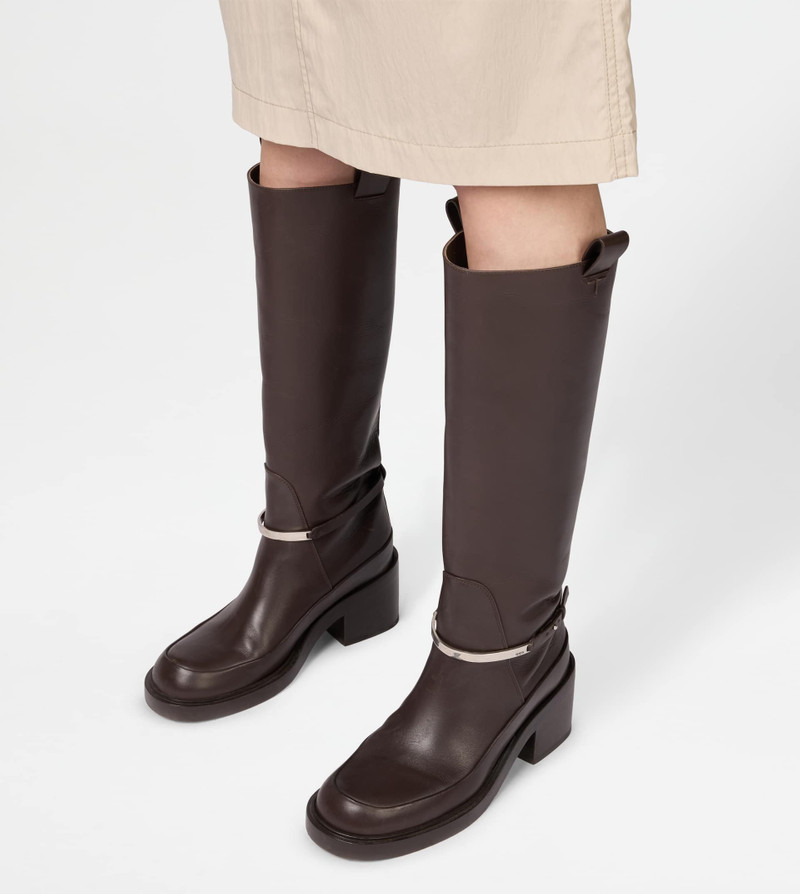 Tod's BOOTS IN LEATHER - BROWN outlook