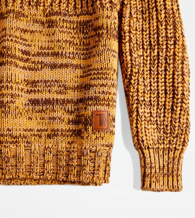 MOULINÉ TURTLENECK 6