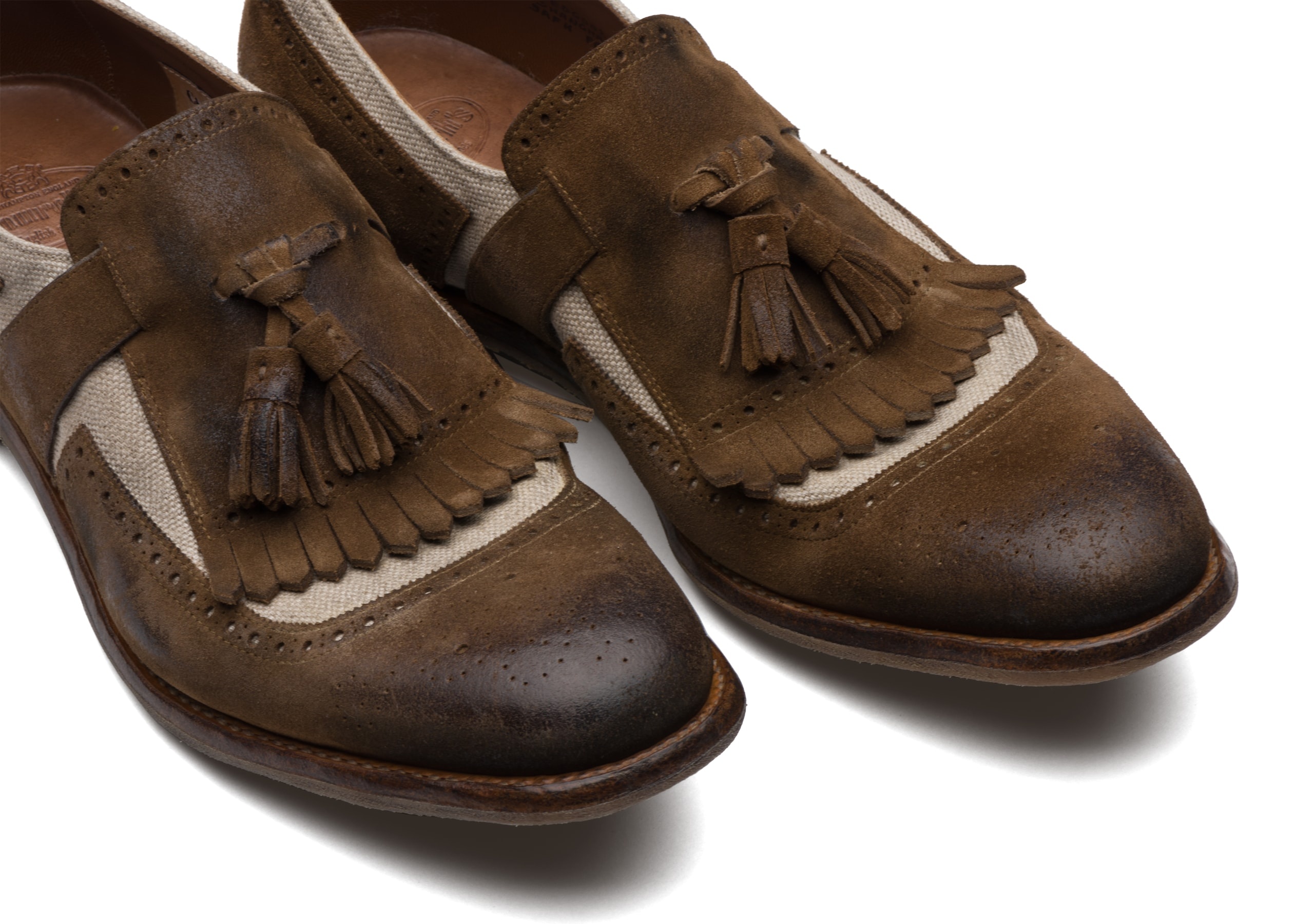 Shanghai 13
Suede and Linen Tassel Loafer Sigar & ecru - 4