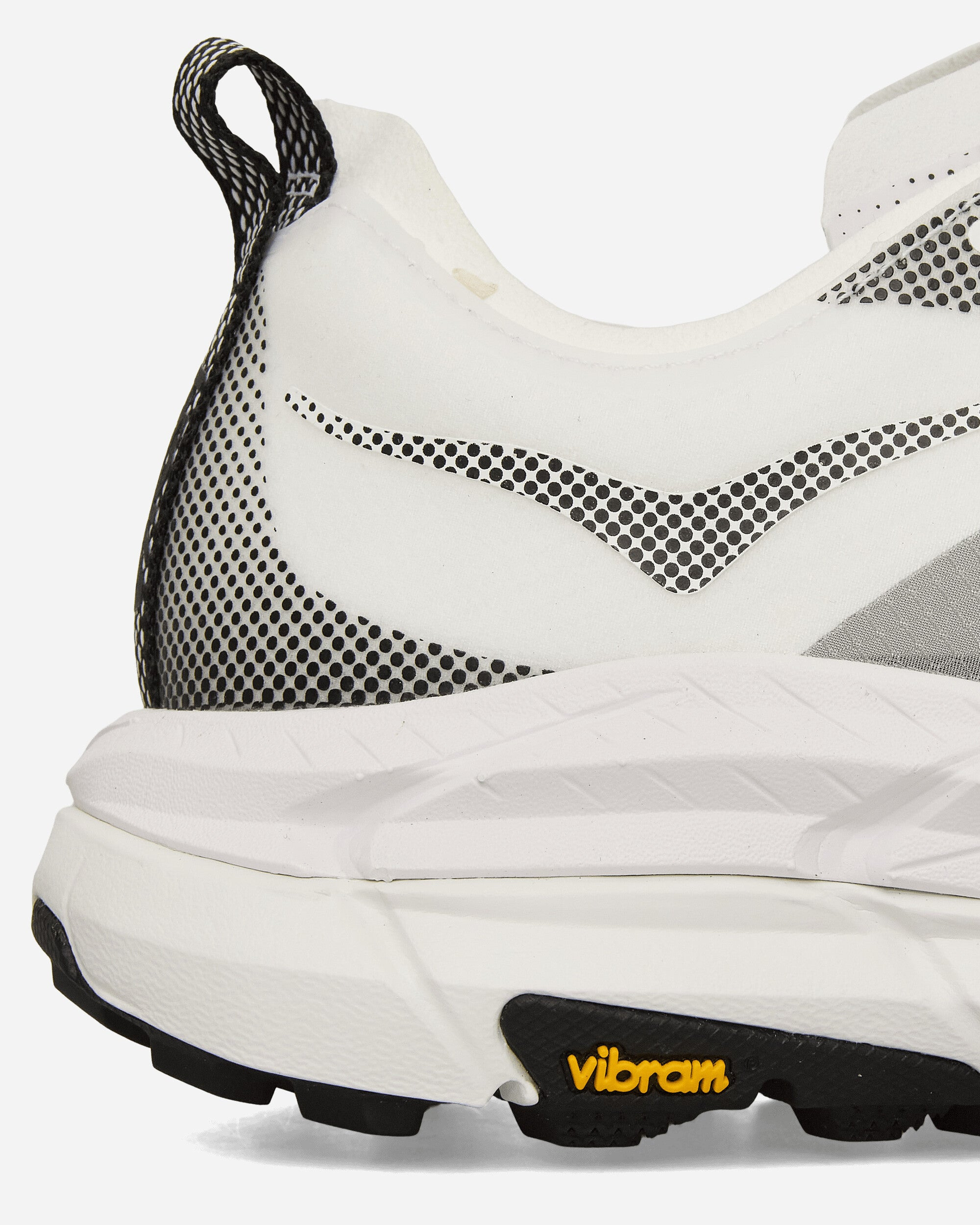 Stealth/Tech Mafate Speed 4 Lite Sneakers White / Black - 6