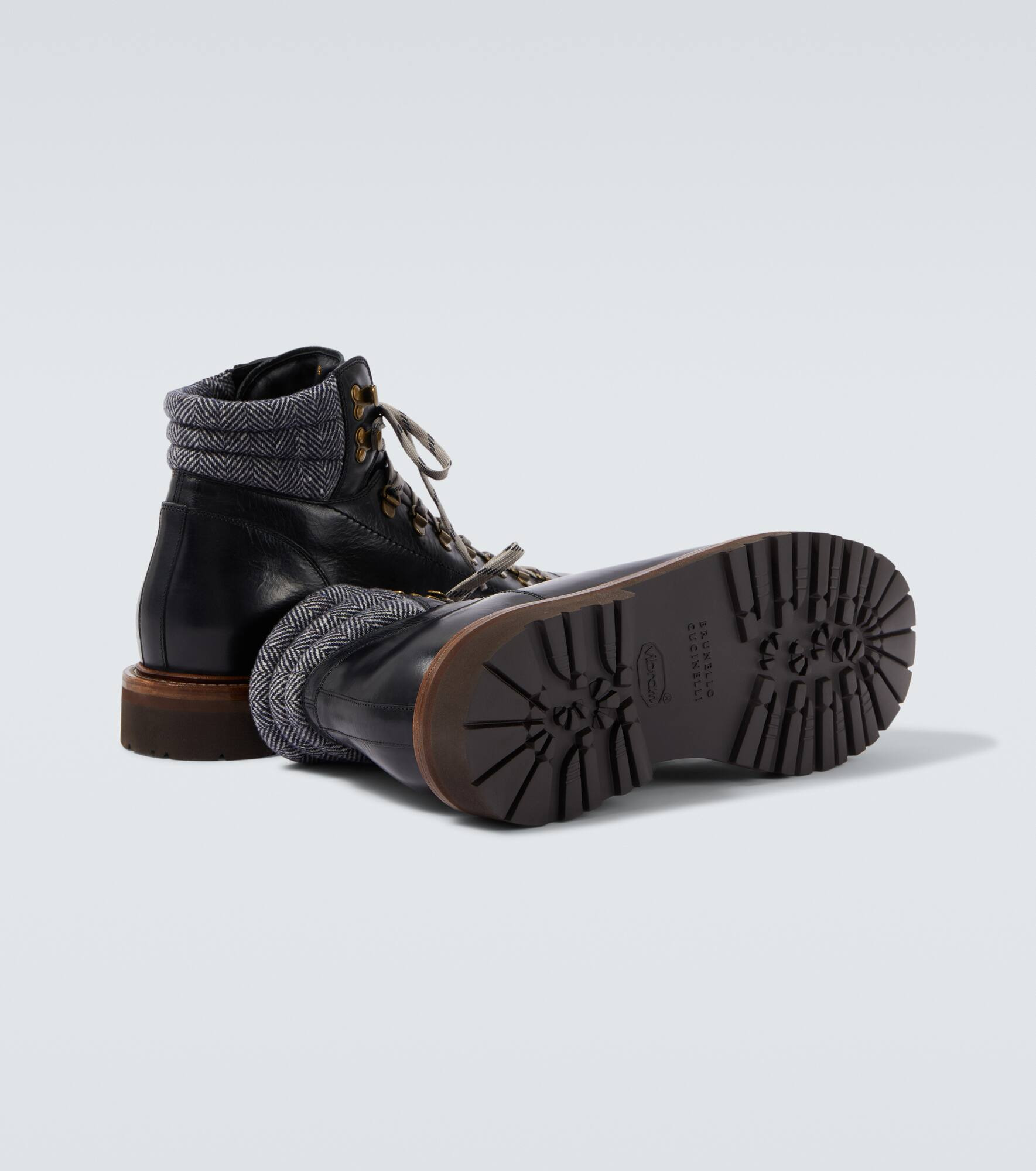 Leather lace-up boots - 7