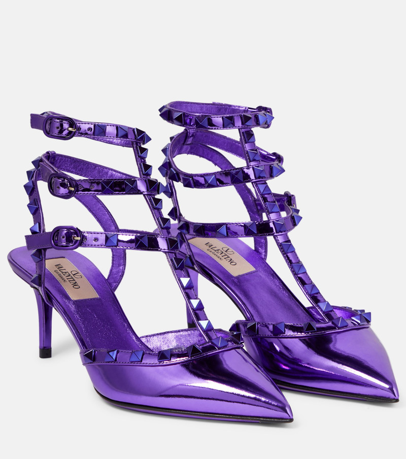 Rockstud patent leather pumps 1