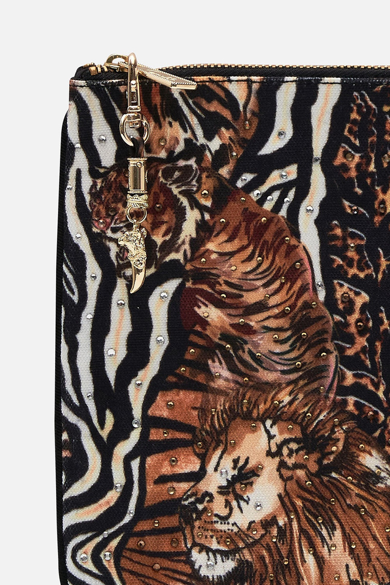 CAMILLA SMALL CANVAS CLUTCH outlook