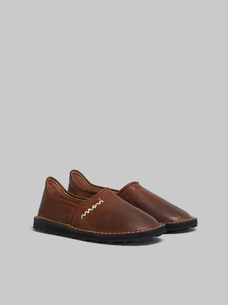BROWN LEATHER SLIP-ON LOAFER WITH MARNI SYMBOL 2