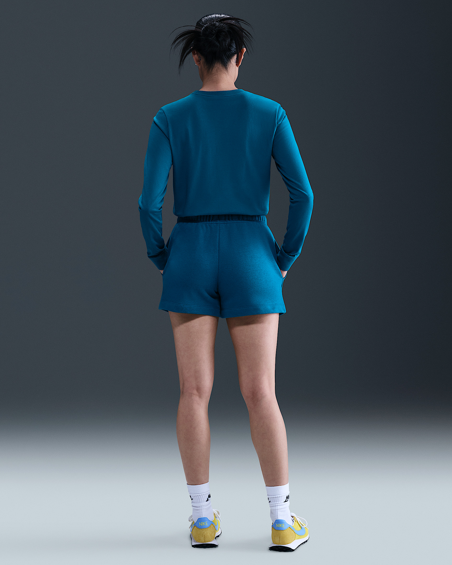 Nike Sportswear Club Fleece Women's Mid-Rise Shorts - 4