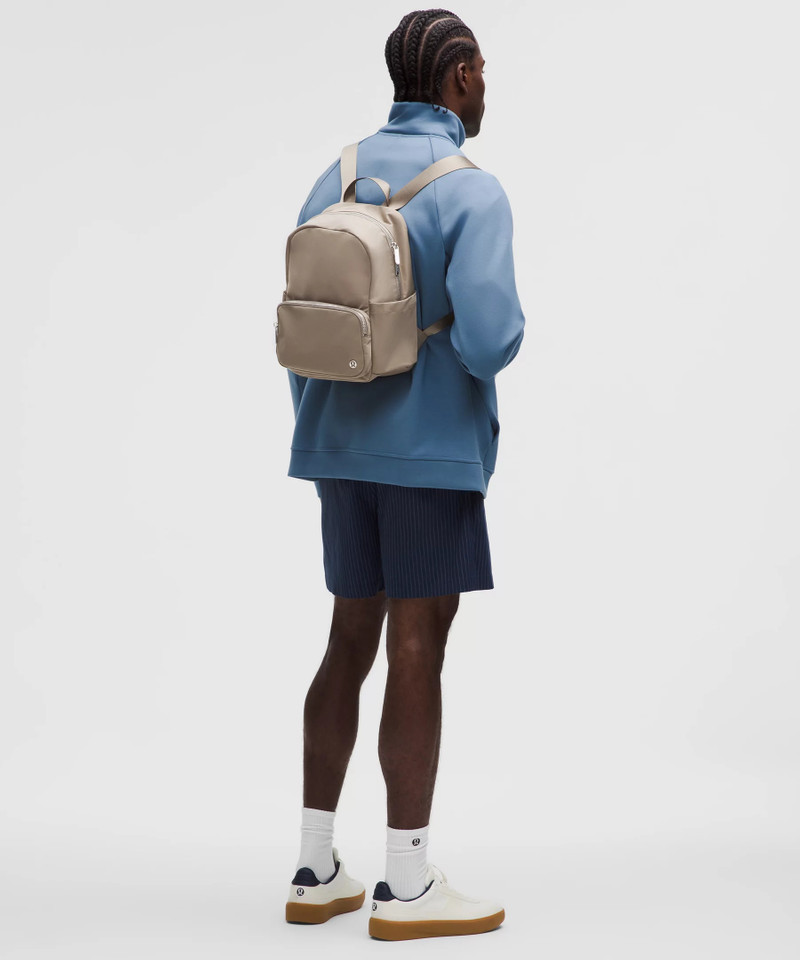 Everywhere Backpack Small 11.5L *Metal Hardware 6