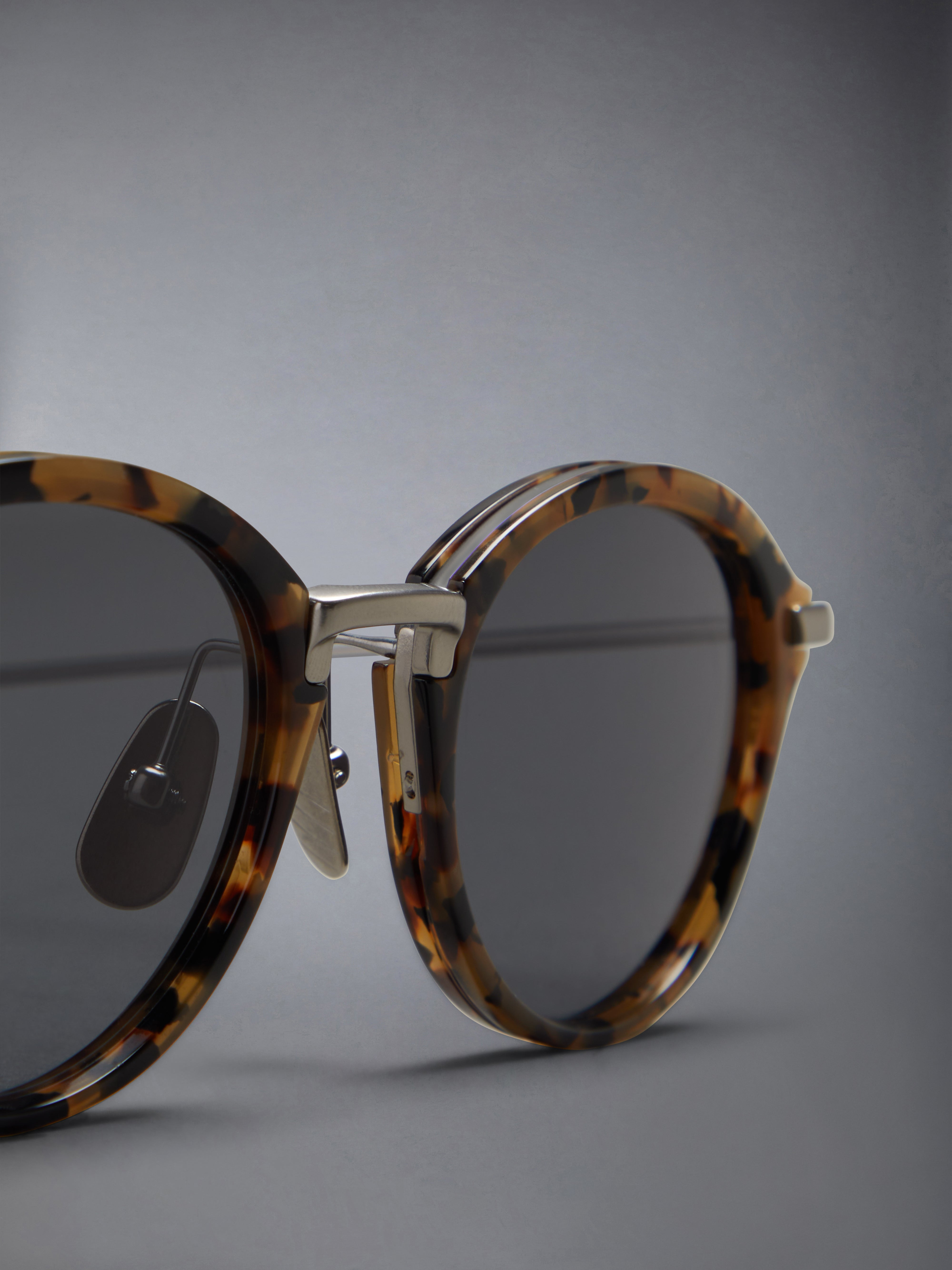 Acetate And Titanium Round Sunglasses - 7