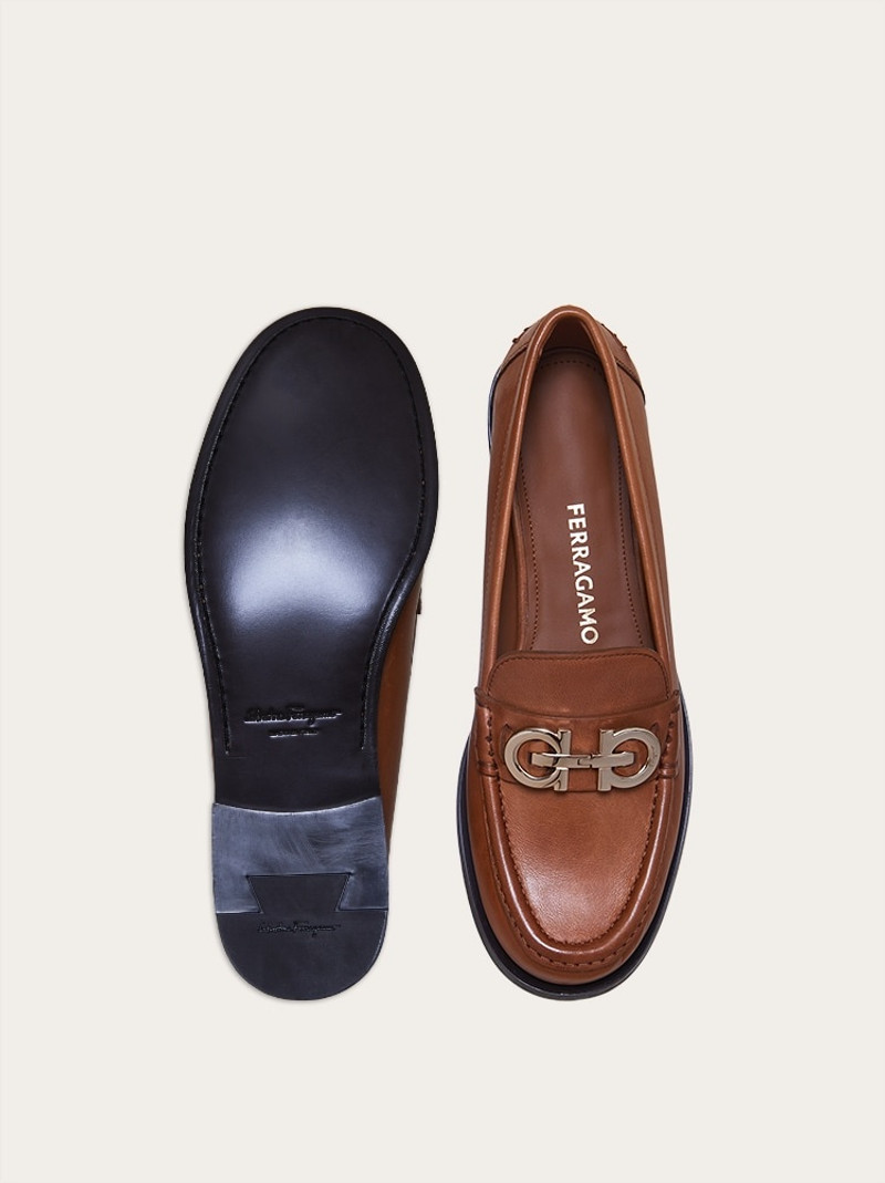 MOCCASIN WITH GANCINI ORNAMENT 6