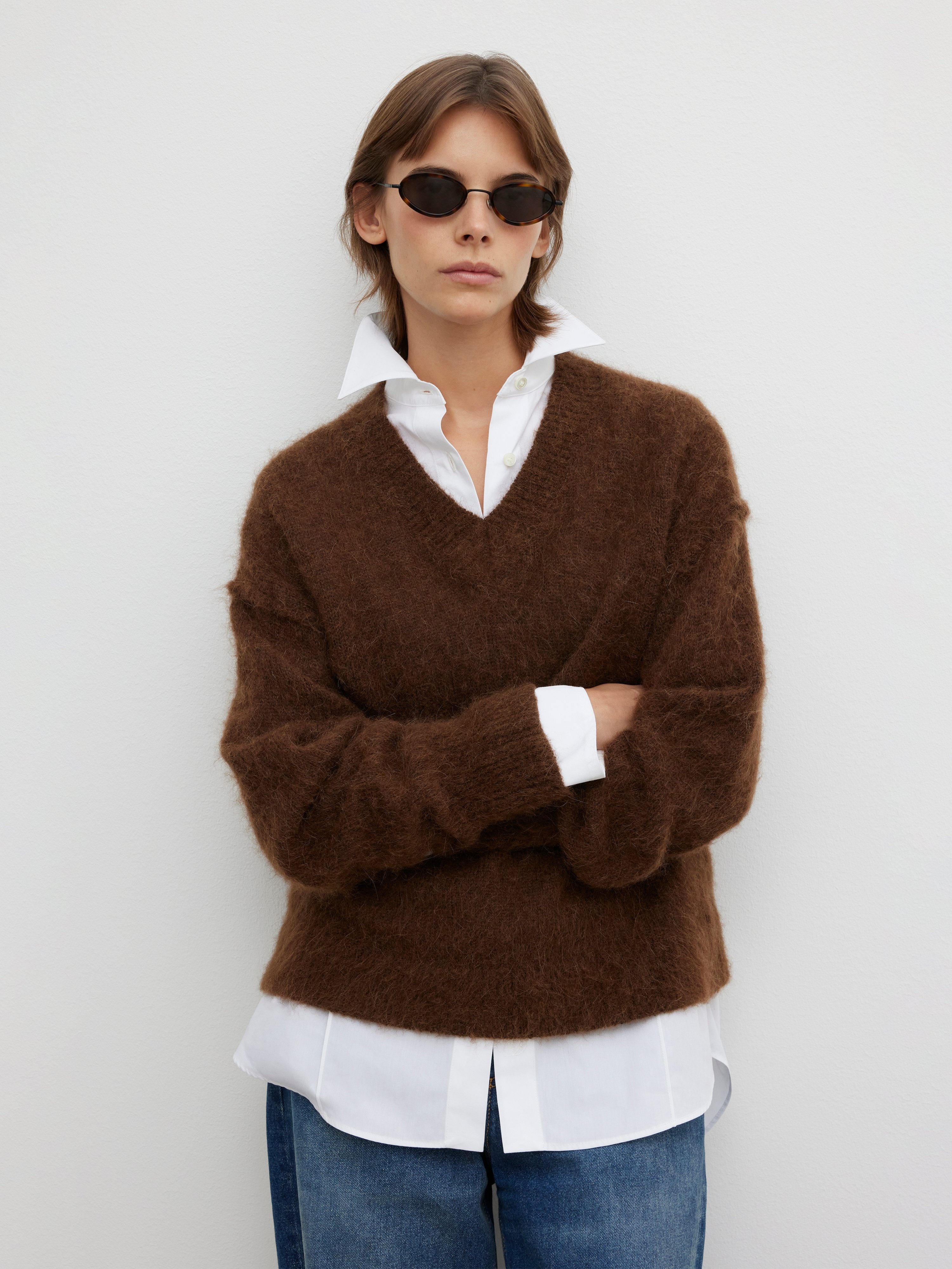 V-neck alpaca knit - 2