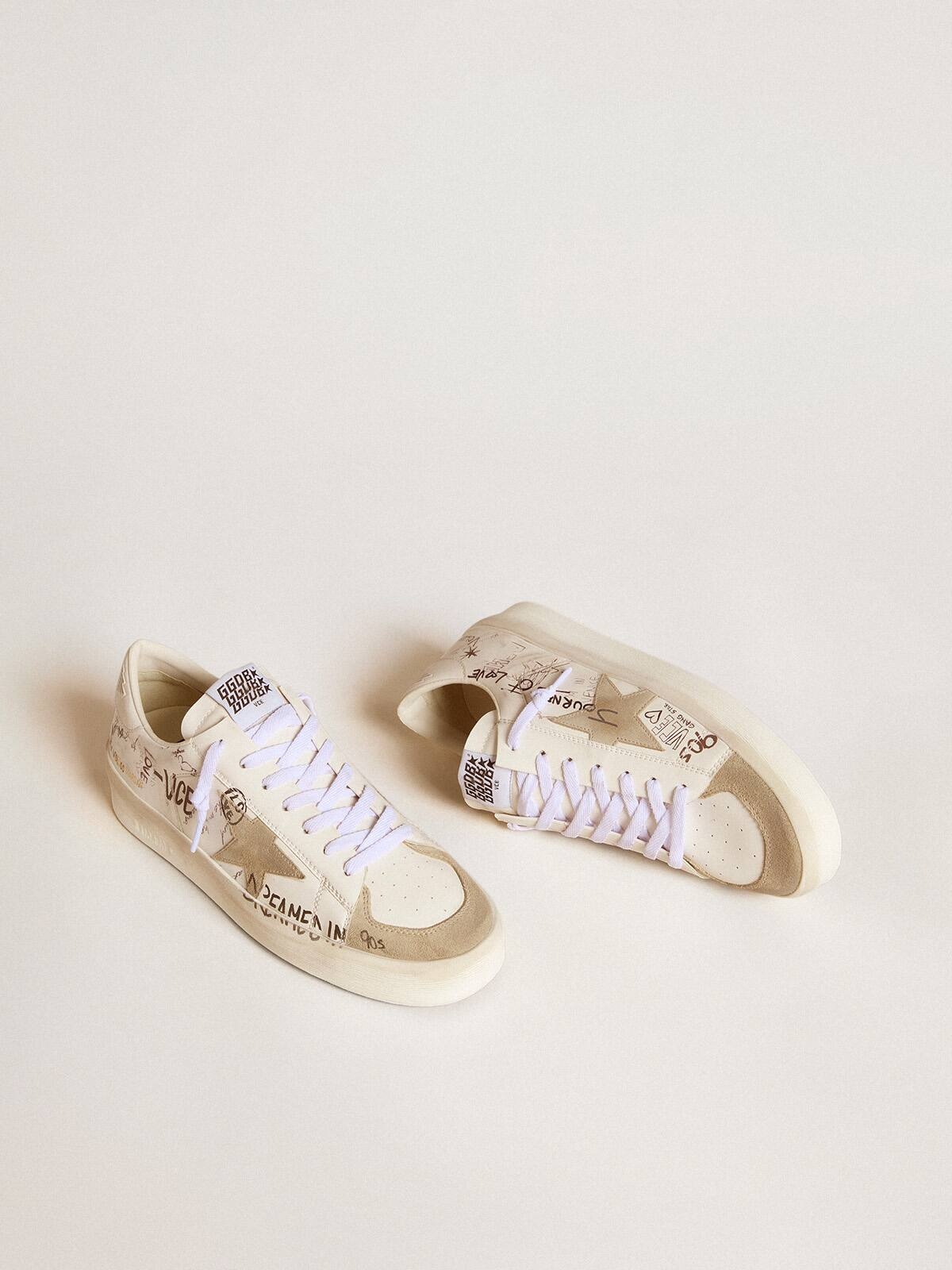 Stardan in leather with all-over lettering and ice-gray suede star - 2