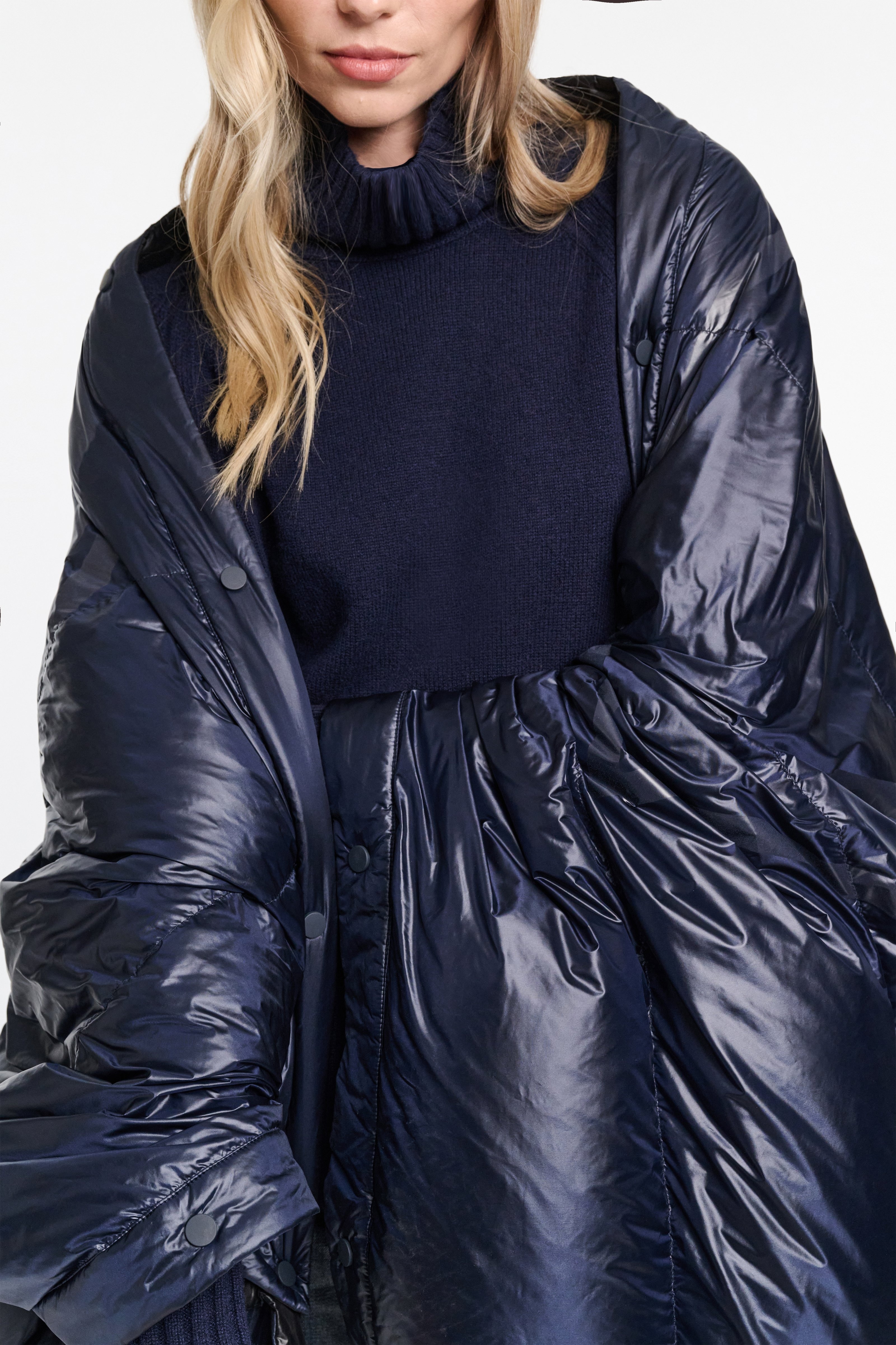 COZY COOLNESS cape - 7