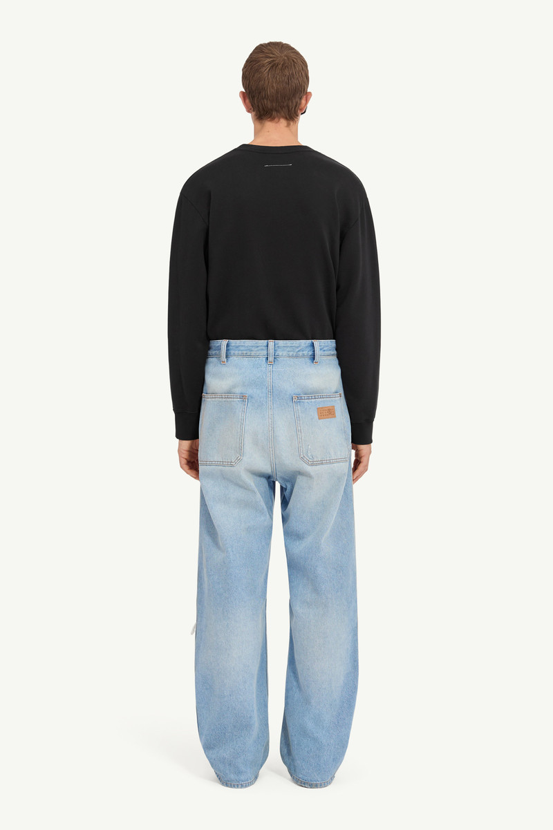 Distressed Jeans 3